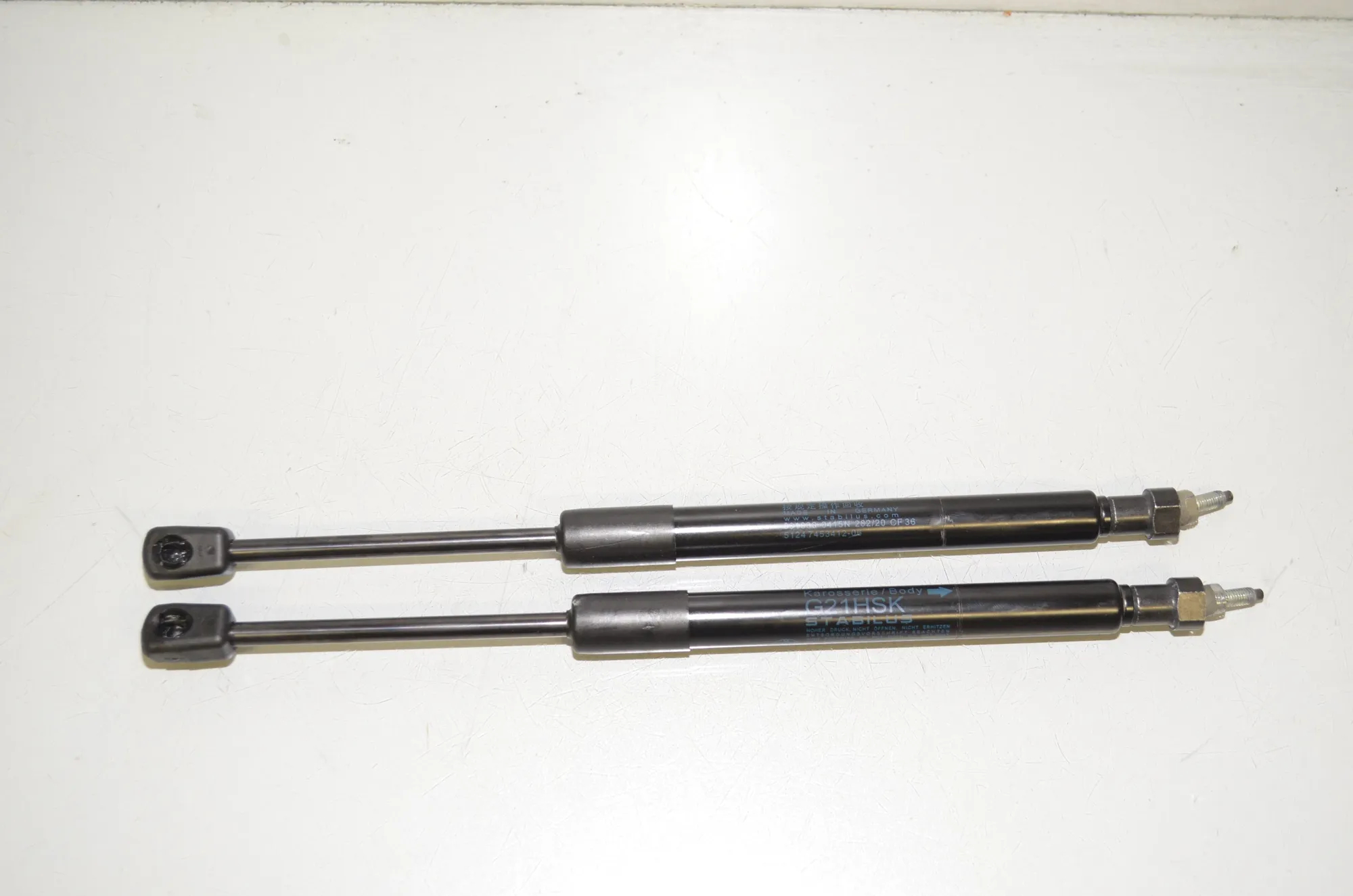 Left Side Tailgate Gas Strut – OEM 7453412 · BMW 3 Touring (G21) (2019 - -) 320 d 2020