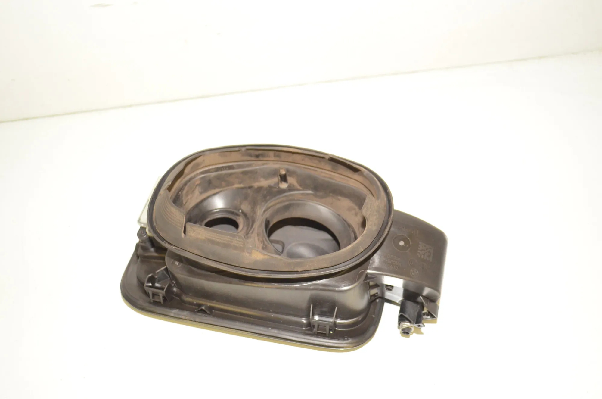 Fuel Tank Flap Cap – OEM 7433410 · BMW 3 Touring (G21) (2019 - -) 320 d 2020 – 3