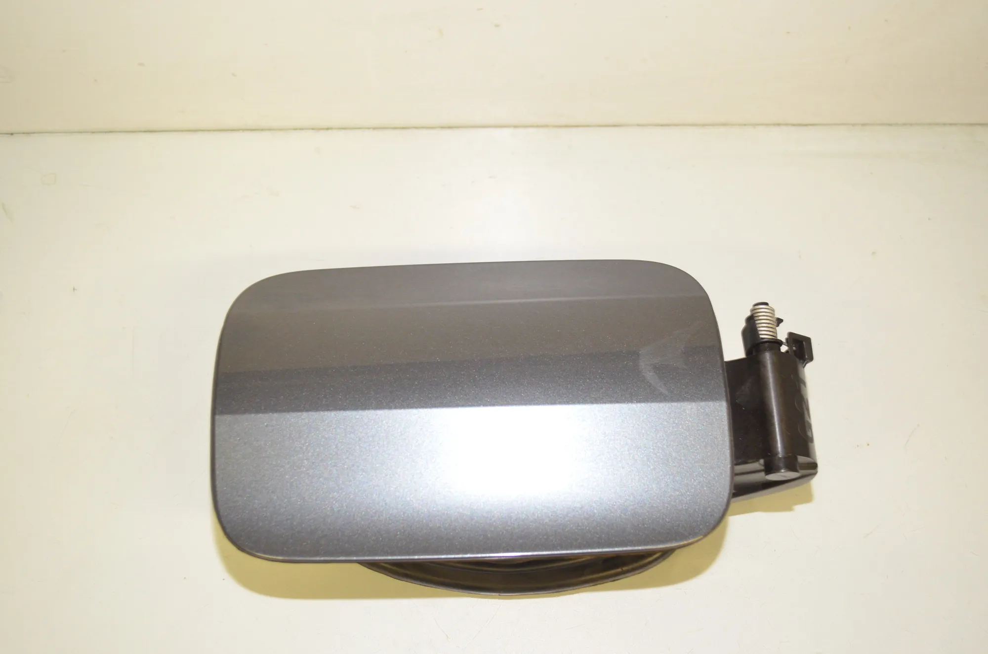 Fuel Tank Flap Cap – OEM 7433410 · BMW 3 Touring (G21) (2019 - -) 320 d 2020