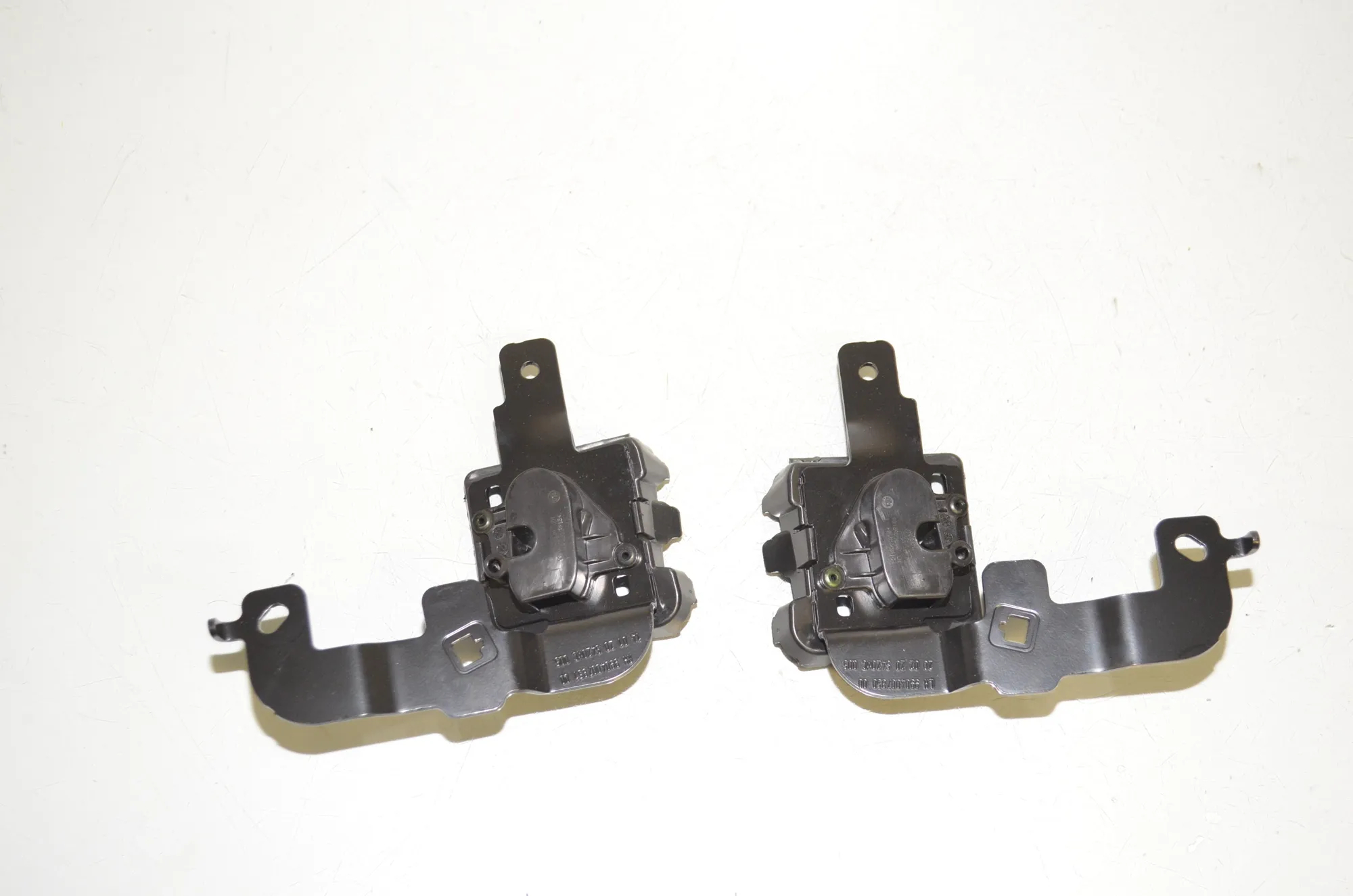 Bracket – OEM 7450716 · BMW 3 Touring (G21) (2019 - -) 320 d 2020 – 4