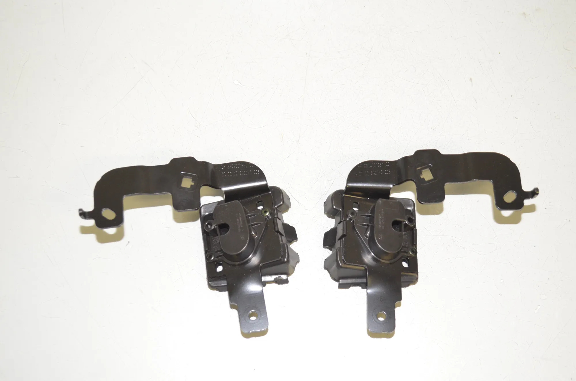 Bracket – OEM 7450716 · BMW 3 Touring (G21) (2019 - -) 320 d 2020 – 3