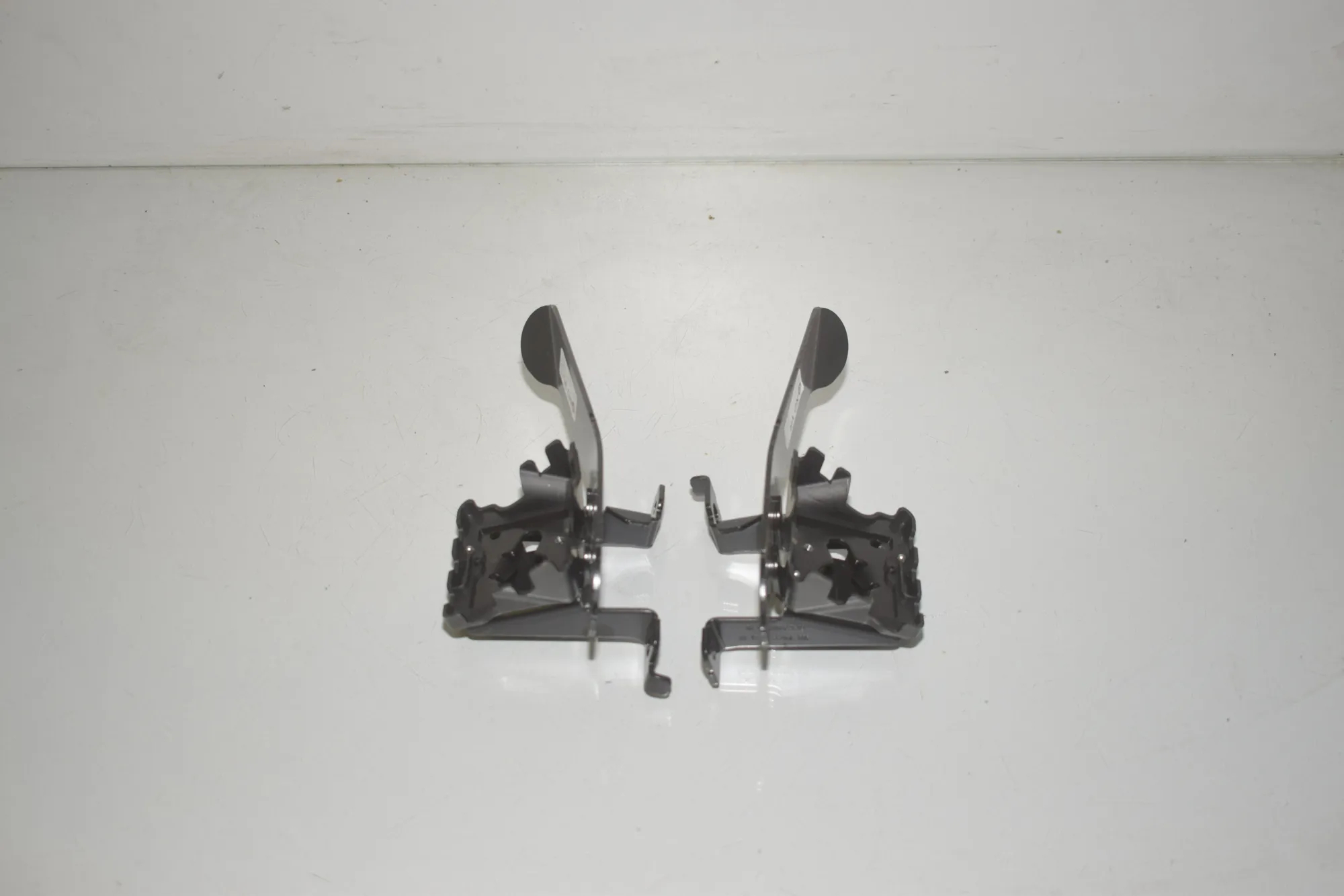 Bracket – OEM 7450717 · BMW 3 Touring (G21) (2019 - -) 320 d 2020 – 3