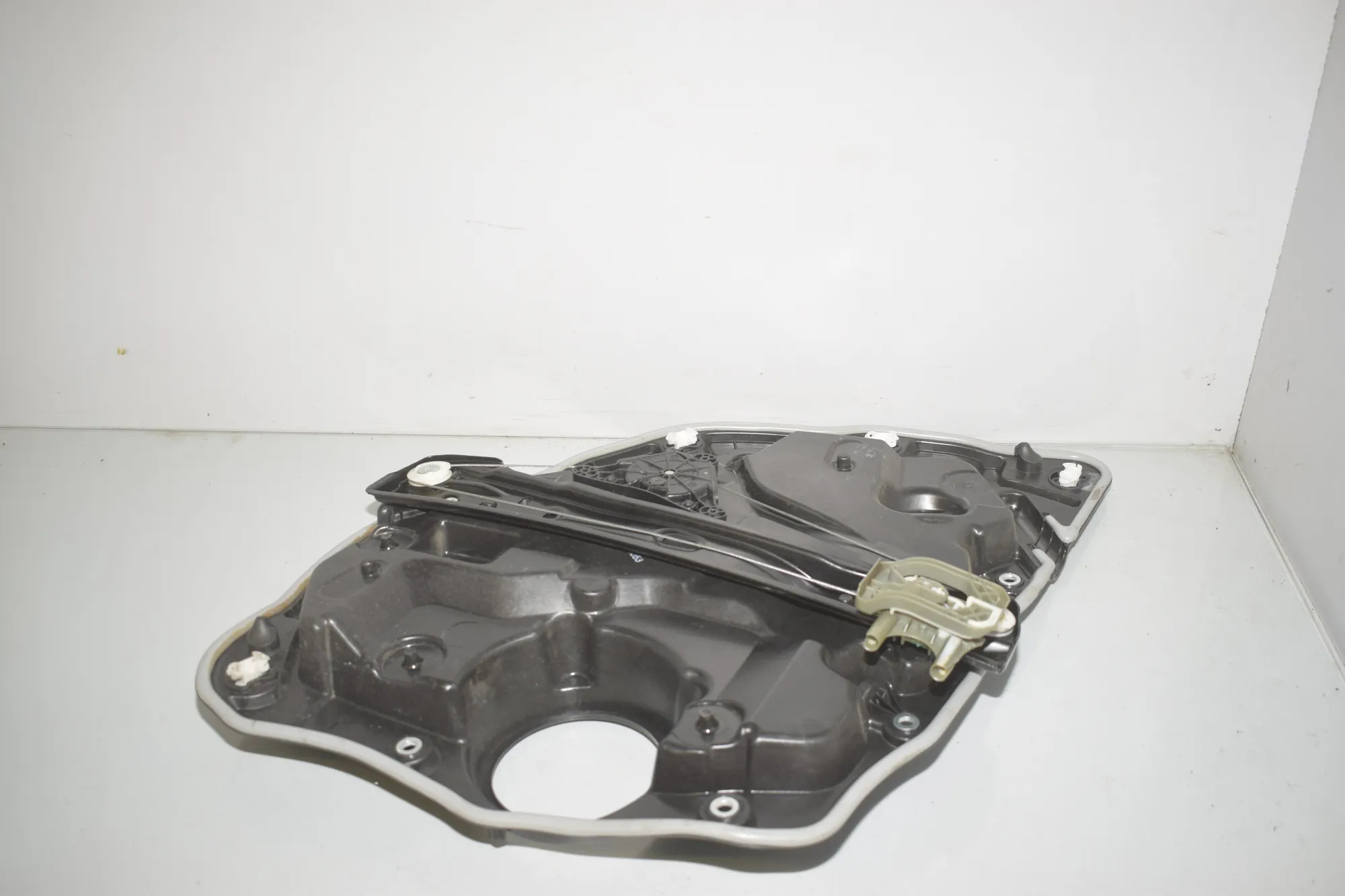 Rear Right Door Window Regulator – OEM 7432236 · BMW 3 Touring (G21) (2019 - -) 320 d 2020 – 3