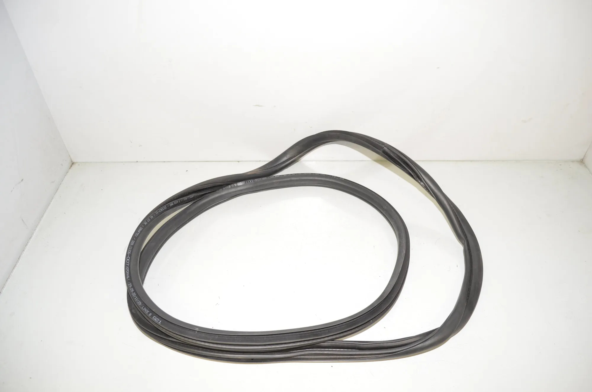 Rear Left Door Seal Rubber – OEM 7497914 · BMW 3 Touring (G21) (2019 - -) 320 d 2020 – 3