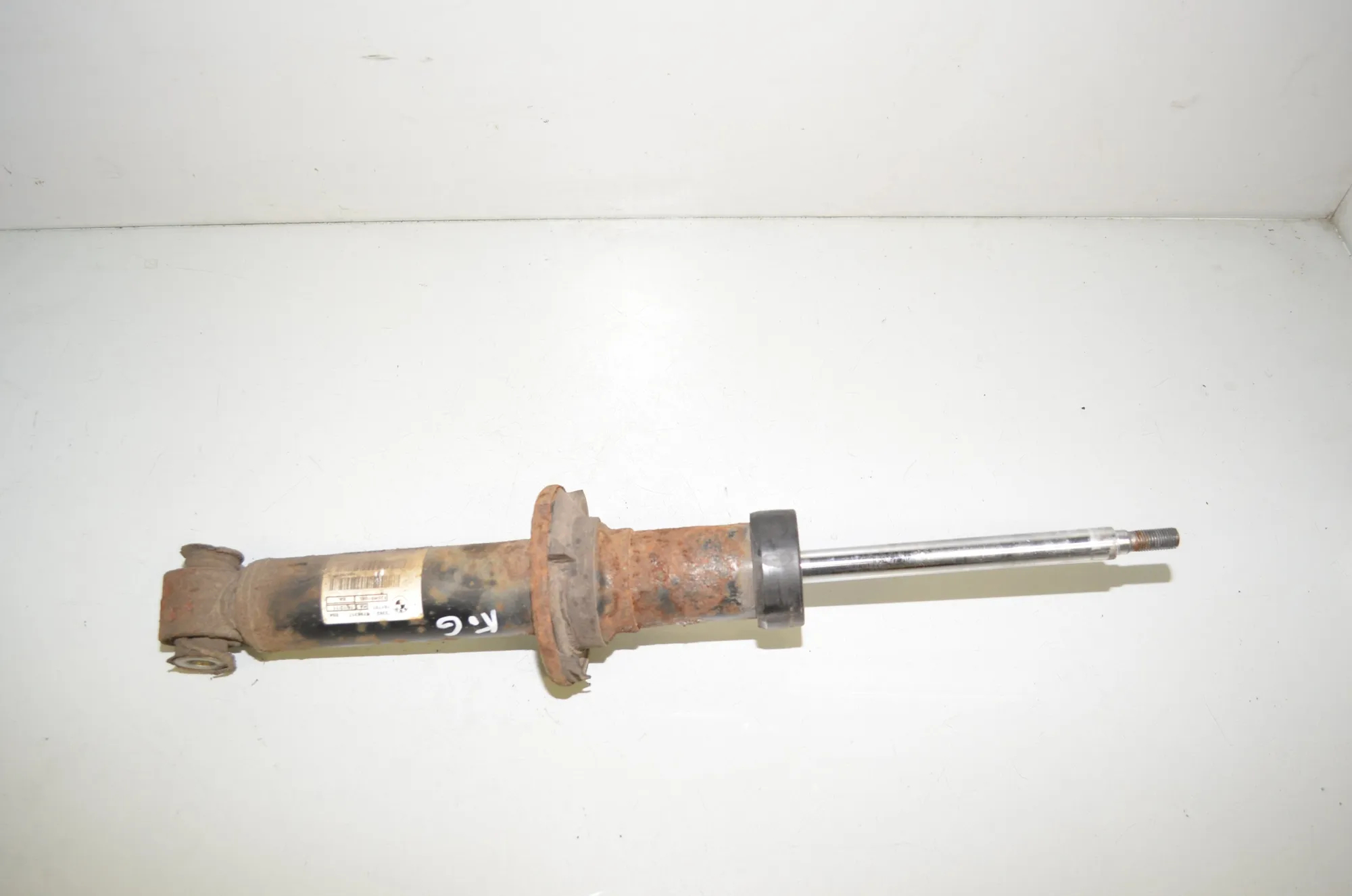 Rear Left Shock Absorber – OEM 6796317 · BMW X3 (F25) xDrive 30 d 2012 – 2