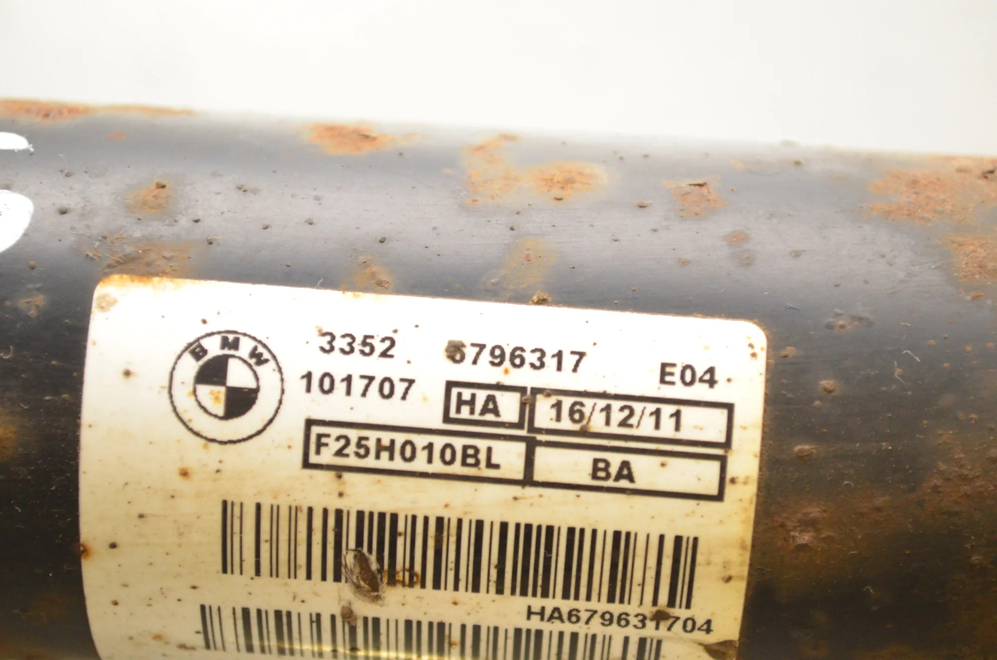 Rear Left Shock Absorber – OEM 6796317 · BMW X3 (F25) xDrive 30 d 2012 – 5