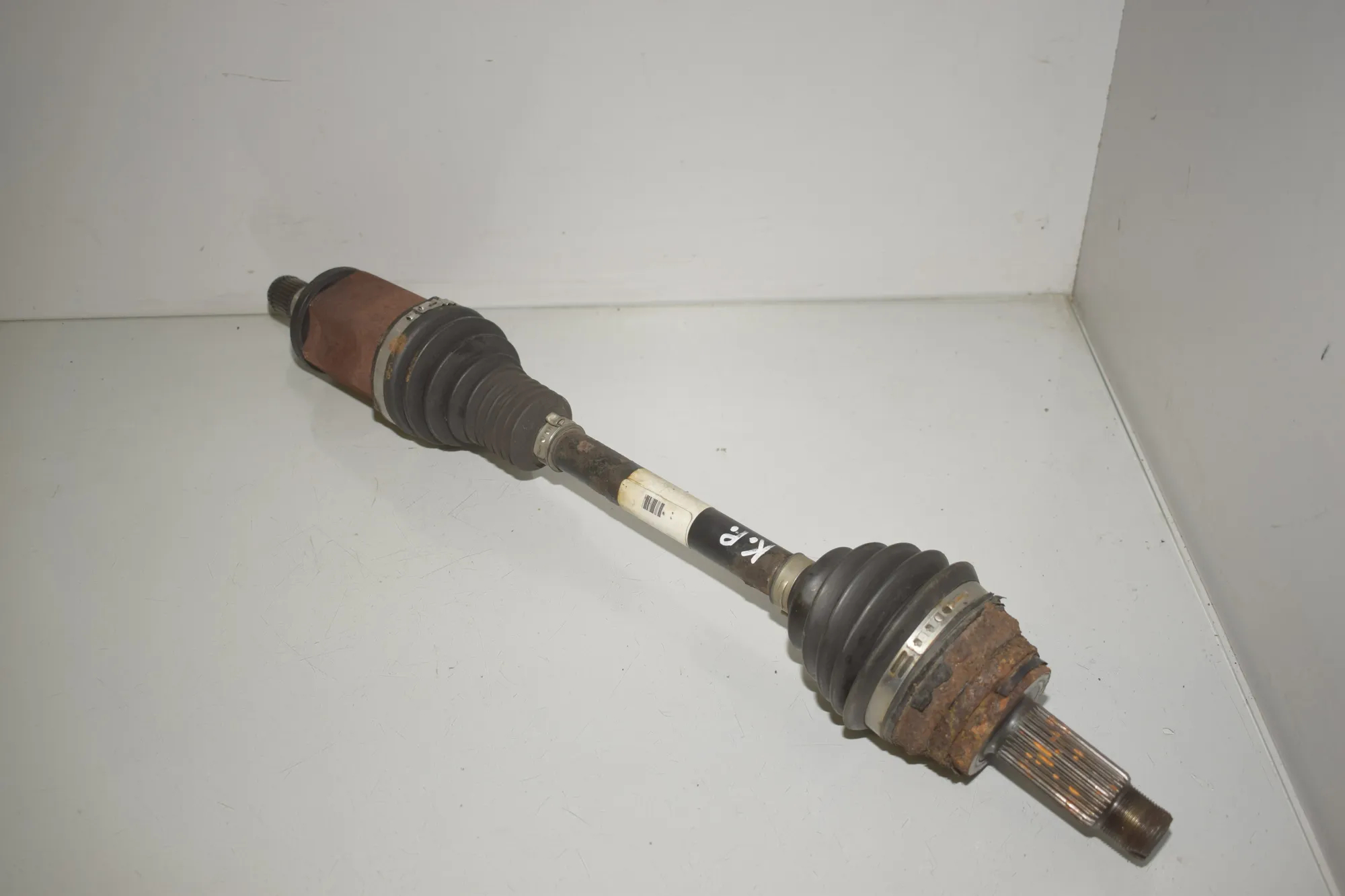 Front Left Driveshaft – OEM 7607937 · BMW X5 (E70) xDrive 30 d 2011 – 2