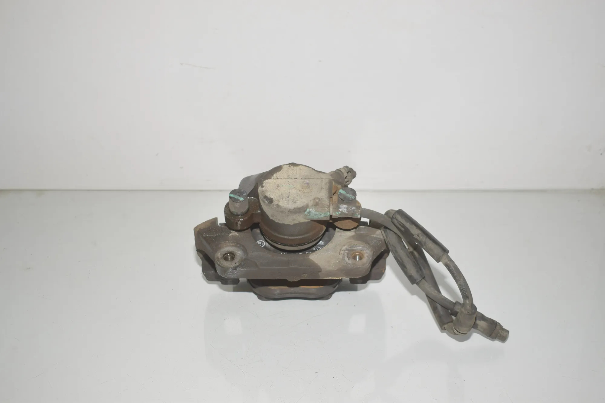 Front Left Brake Caliper – OEM 6776783 · BMW X5 (E70) xDrive 30 d 2011 – 3