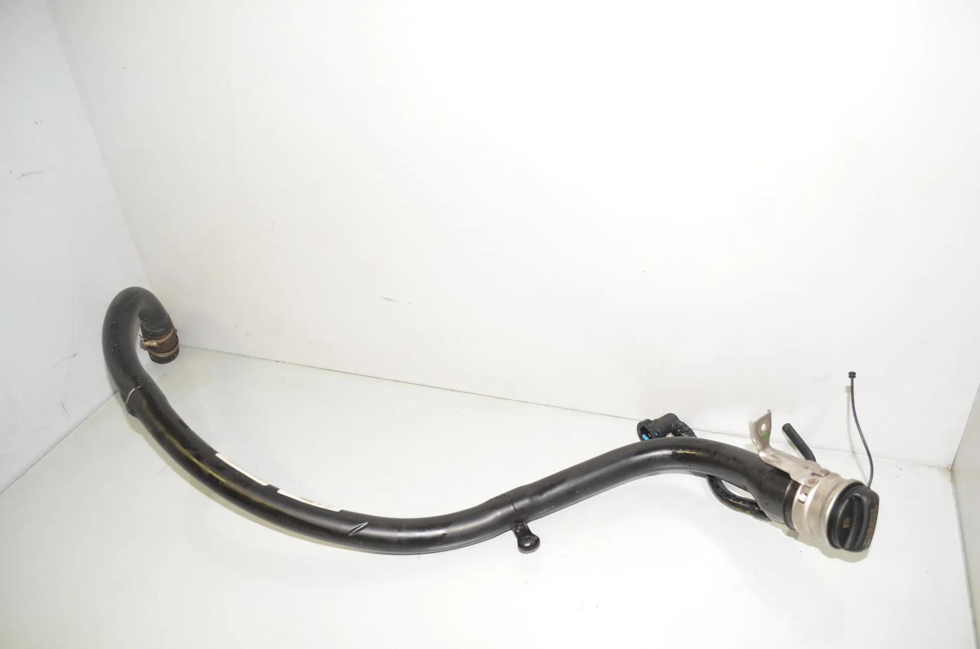 Fuel Tank Pipe – OEM 7186702 · BMW X5 (F15, F85) M 50 d 2017 – 3
