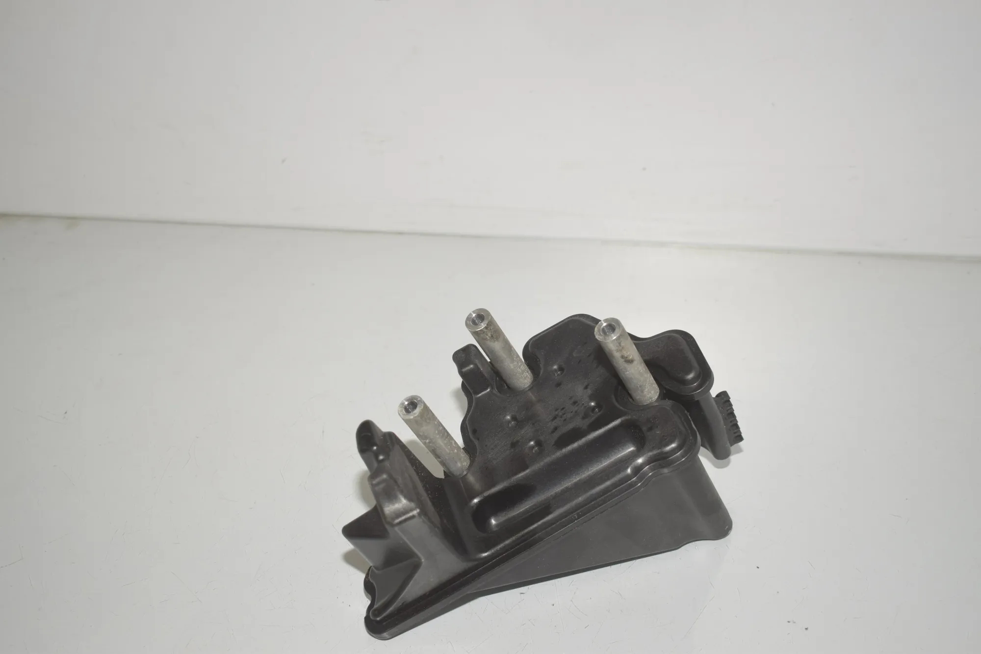 Vacuum Tank – OEM 8512680 · BMW X5 (F15, F85) M 50 d 2017 – 3
