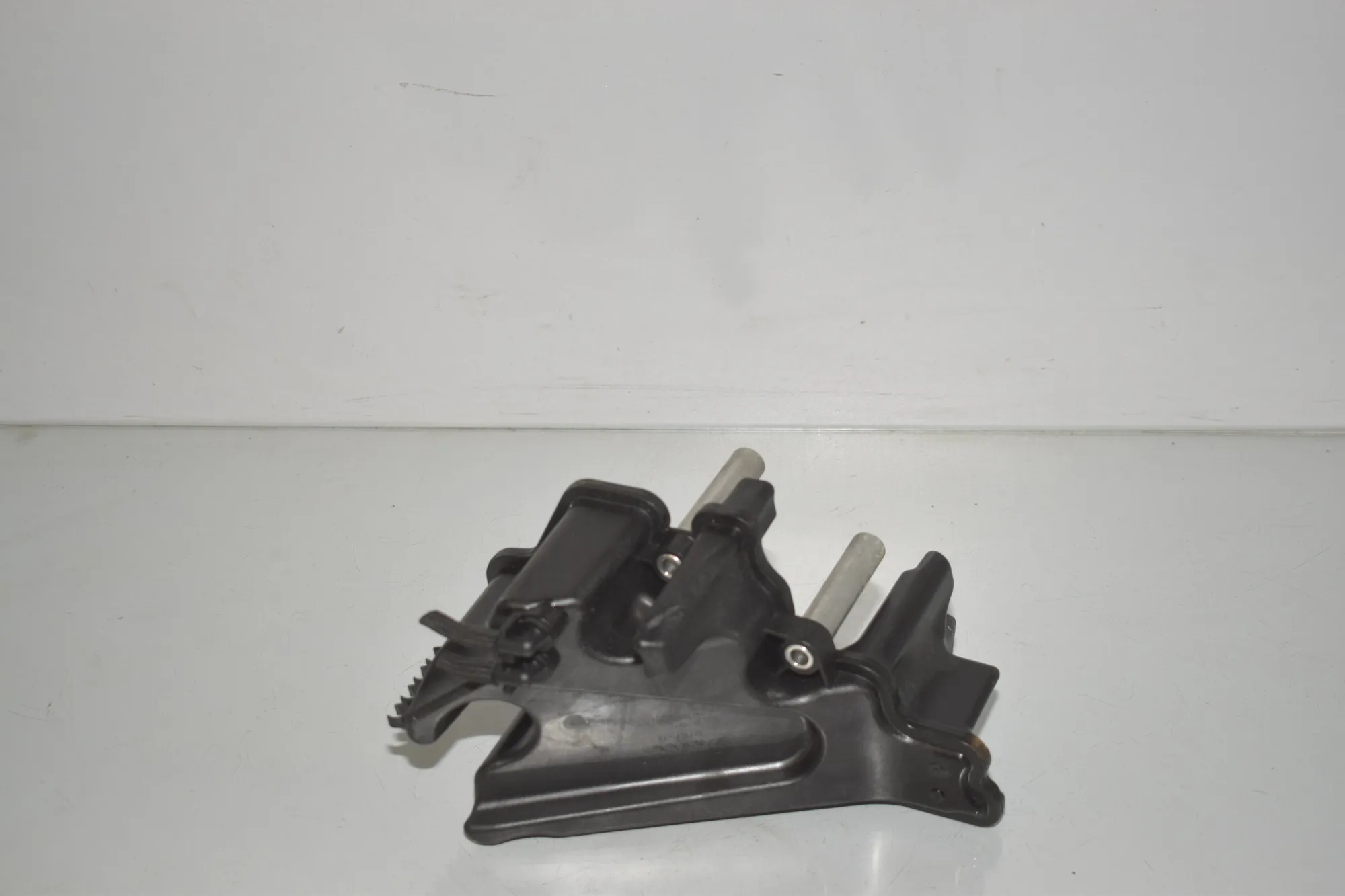 Vacuum Tank – OEM 8512680 · BMW X5 (F15, F85) M 50 d 2017
