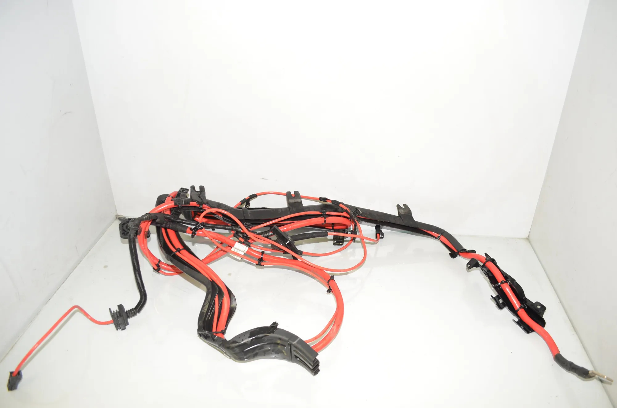 Positive Battery Cable – OEM 9381816 · BMW X5 (F15, F85) M 50 d 2017