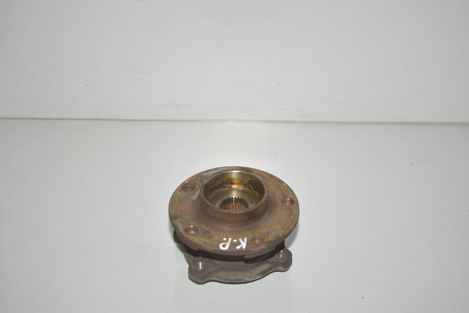 Front Left Wheel Bearing – OEM 6882263 · BMW X5 (F15, F85) M 50 d 2017