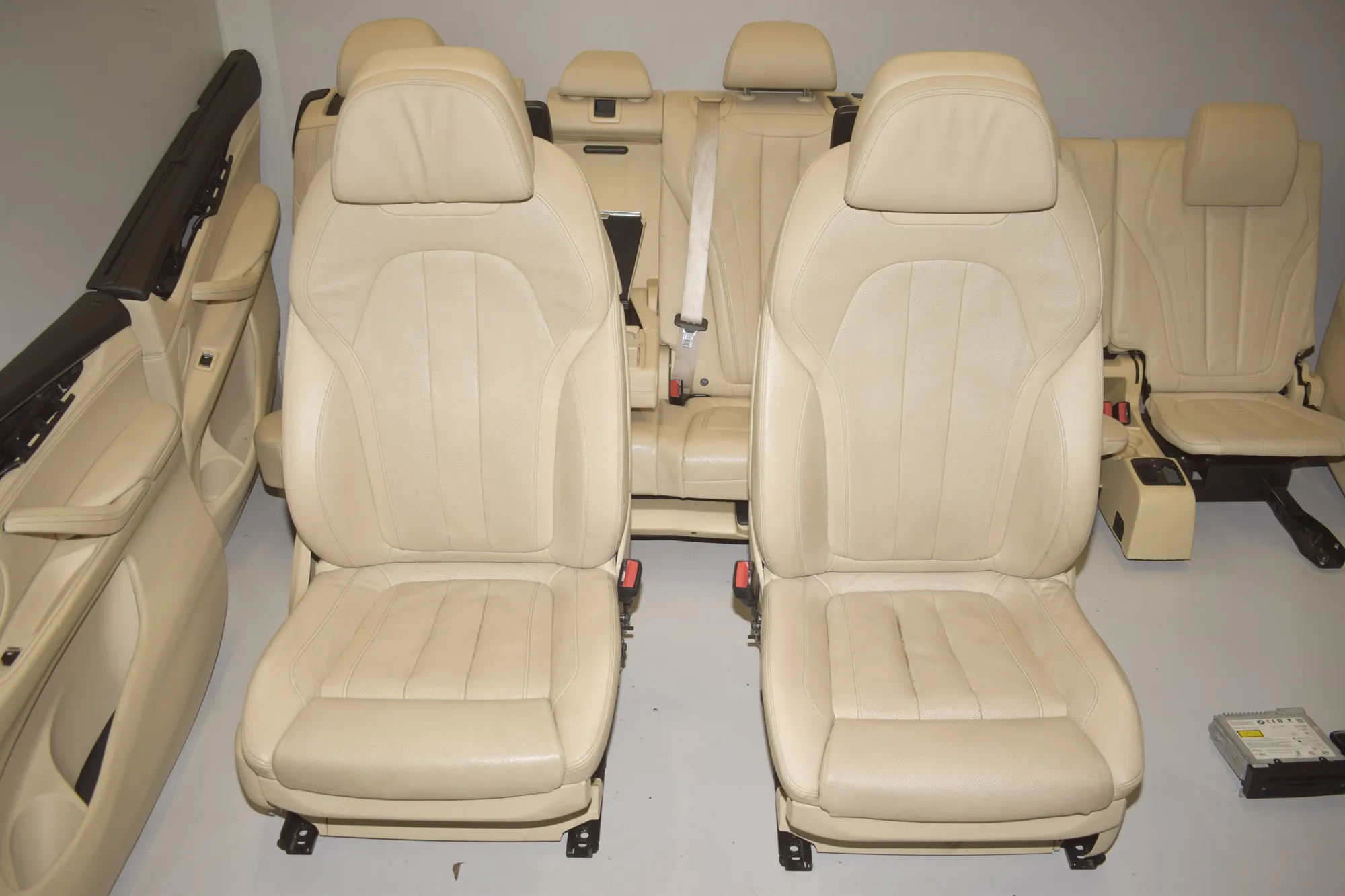 Seat set · BMW X5 (F15, F85) M 50 d 2017 – 13