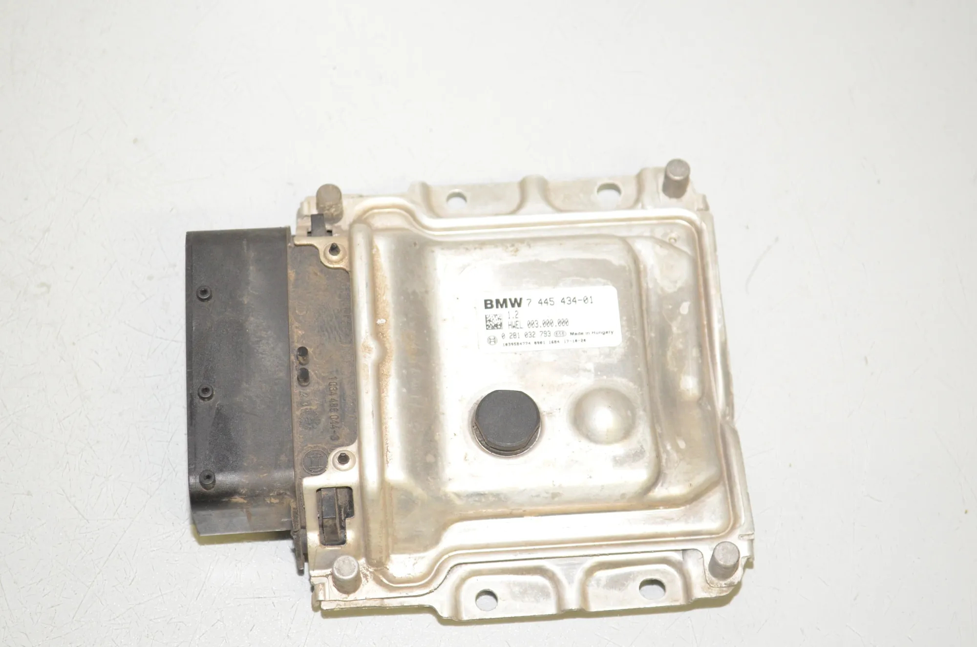 AdBlue Control Unit – OEM 7445434 · BMW X5 (F15, F85) M 50 d 2017