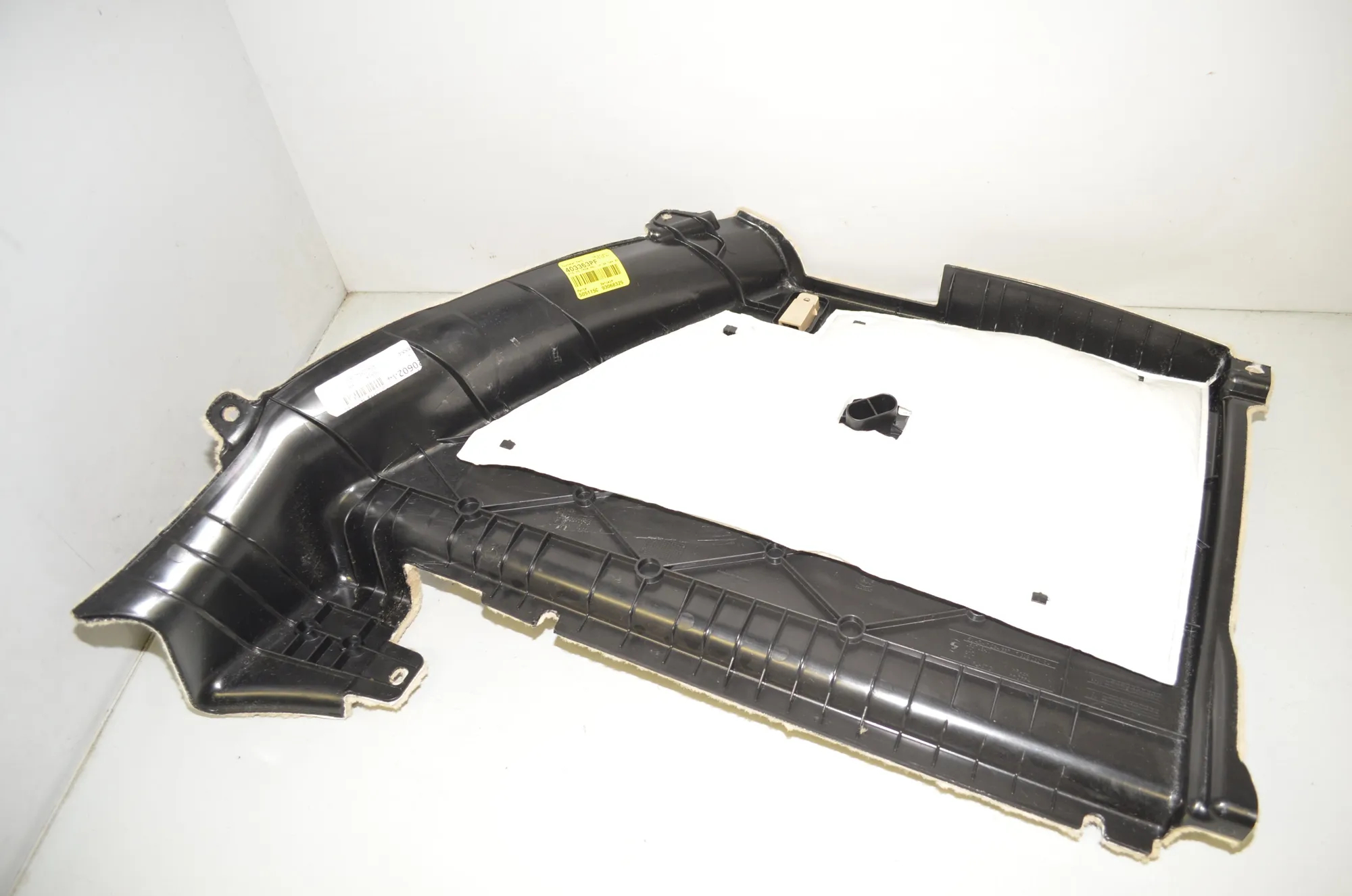Left Side Trunk Trim – OEM 7344249 · BMW X5 (F15, F85) M 50 d 2017 – 3