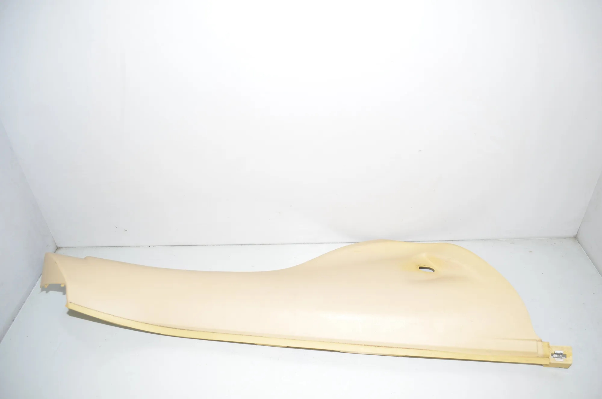 Right Side Pillar Trim – OEM 7344222 · BMW X5 (F15, F85) M 50 d 2017 – 2