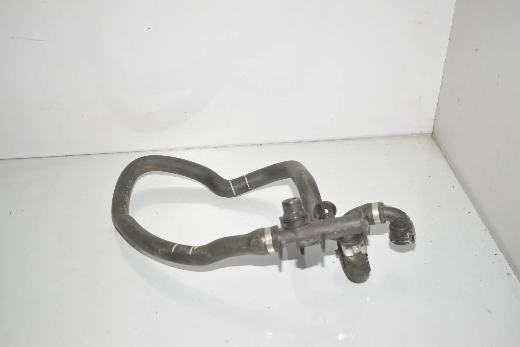 Coolant Hose Pipe – OEM 6821617 · BMW 5 Touring (G31) (2017 - -) 520 d 2019 – 3