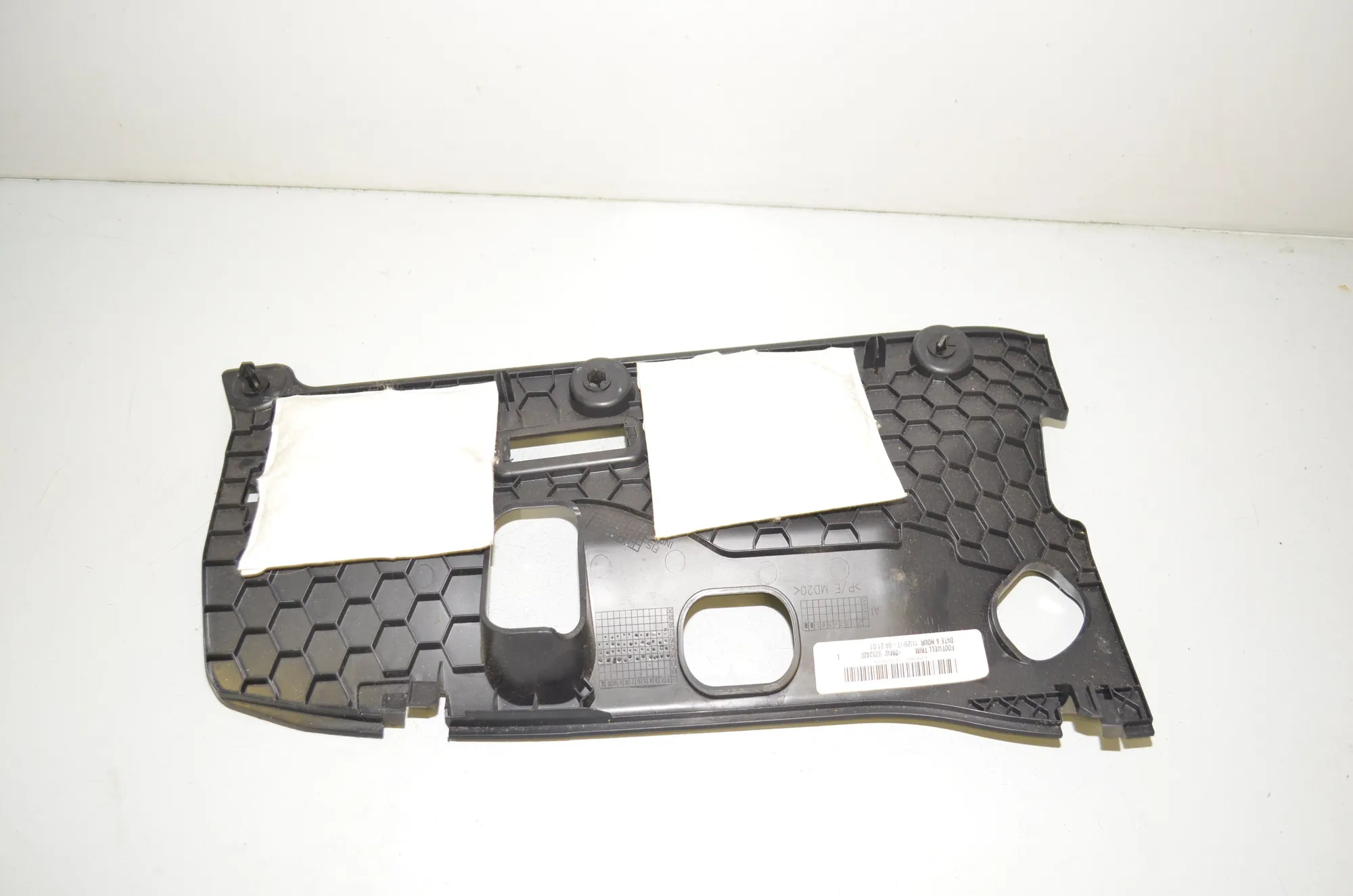Dashboard Lower Trim – OEM 9252420 · BMW X5 (F15, F85) M 50 d 2017 – 4