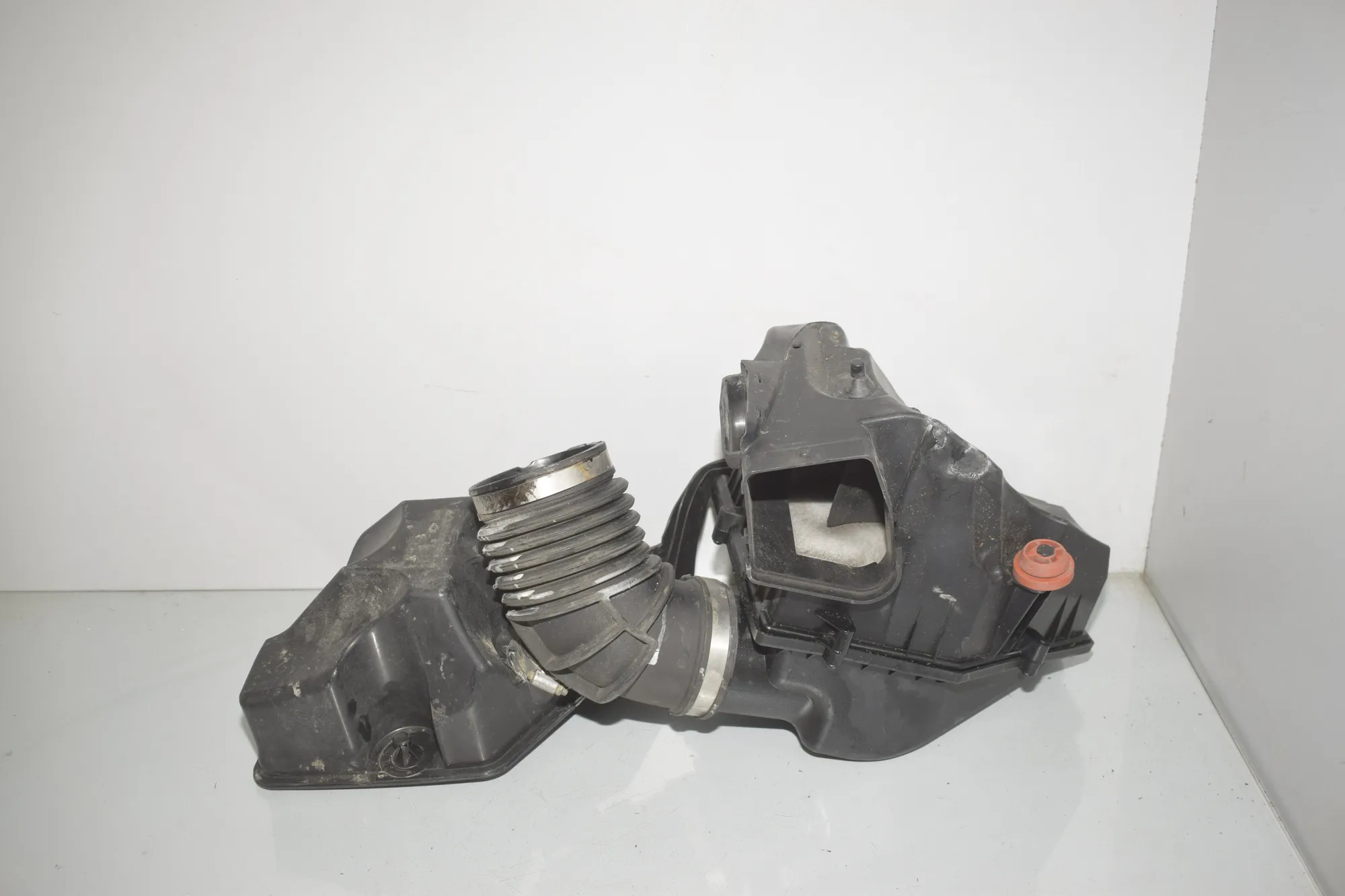 Air Filter Box – OEM 8591831 · BMW 5 Touring (G31) (2017 - -) 520 d 2019 – 2