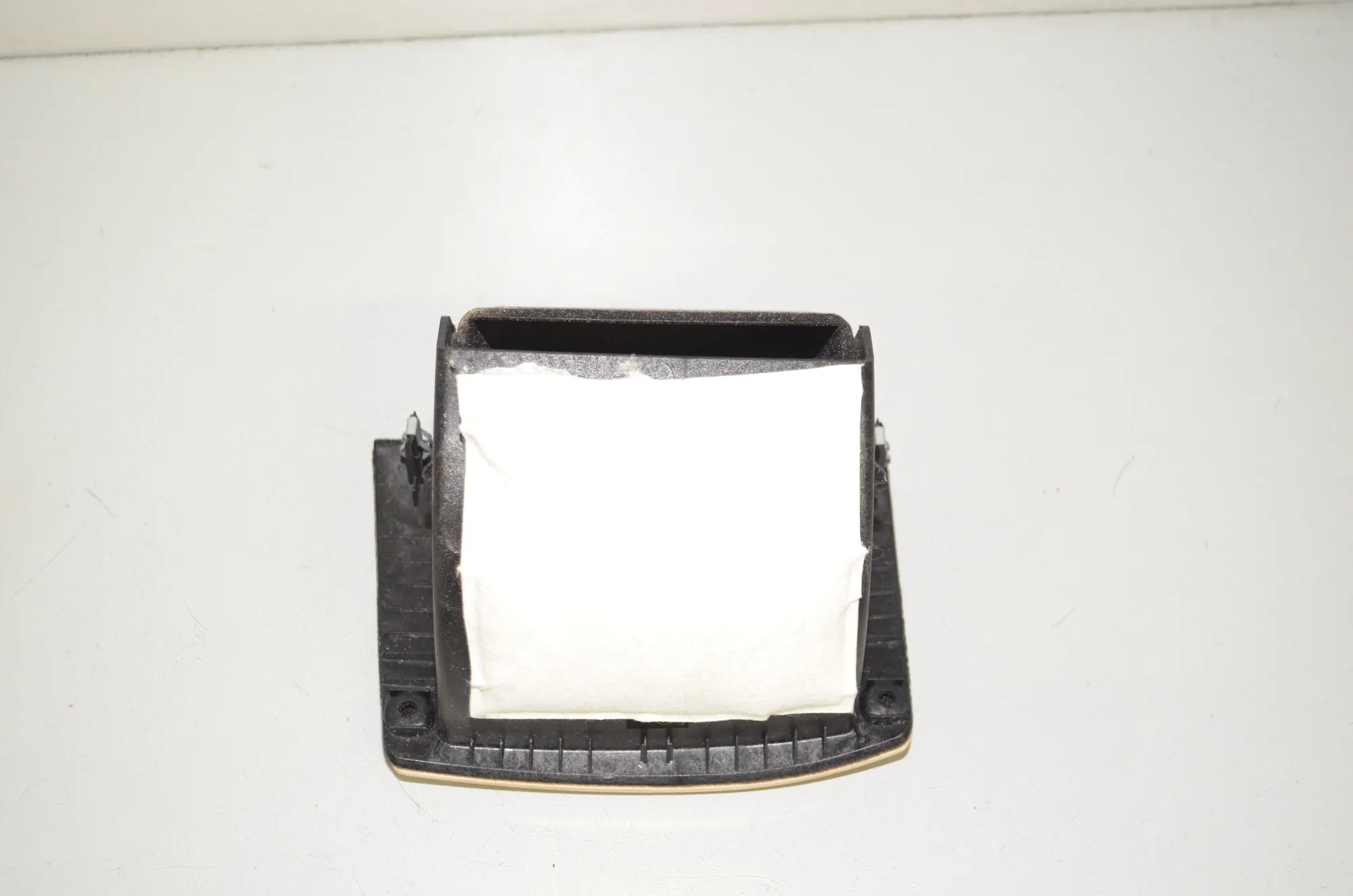 Glove Compartment – OEM 9288816 · BMW X5 (F15, F85) M 50 d 2017 – 3