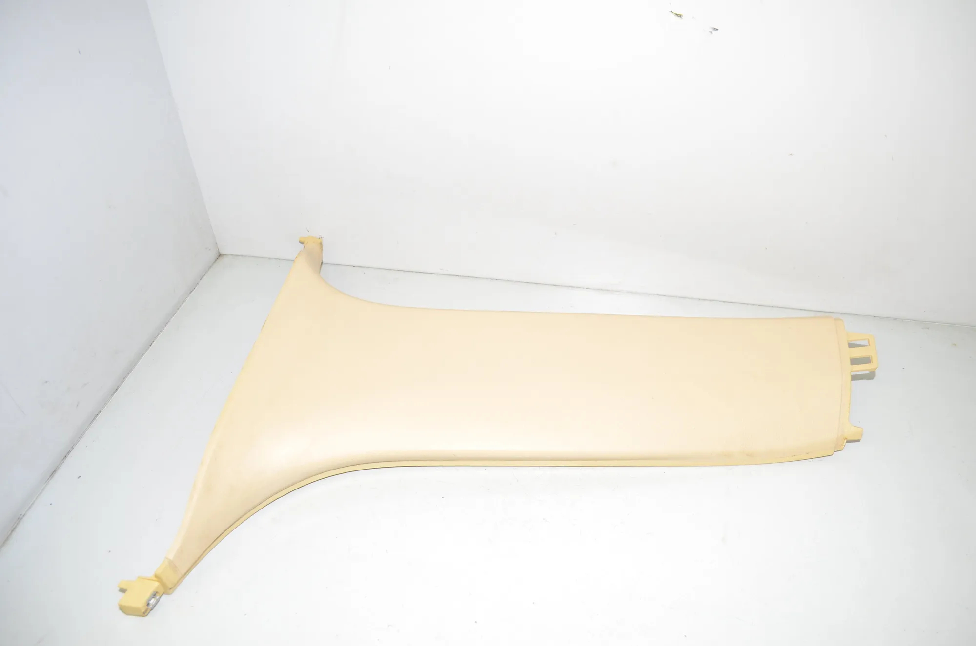 Left Side B Pillar Trim – OEM 7354301 · BMW X5 (F15, F85) M 50 d 2017