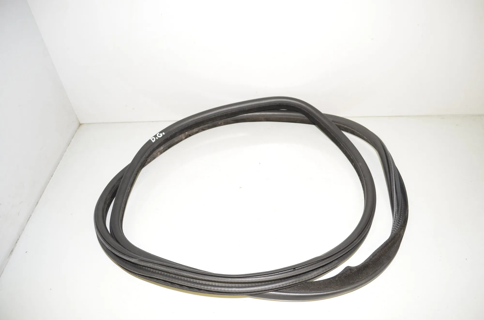 Rear Right Door Seal Rubber – OEM 7289689 · BMW X5 (F15, F85) M 50 d 2017