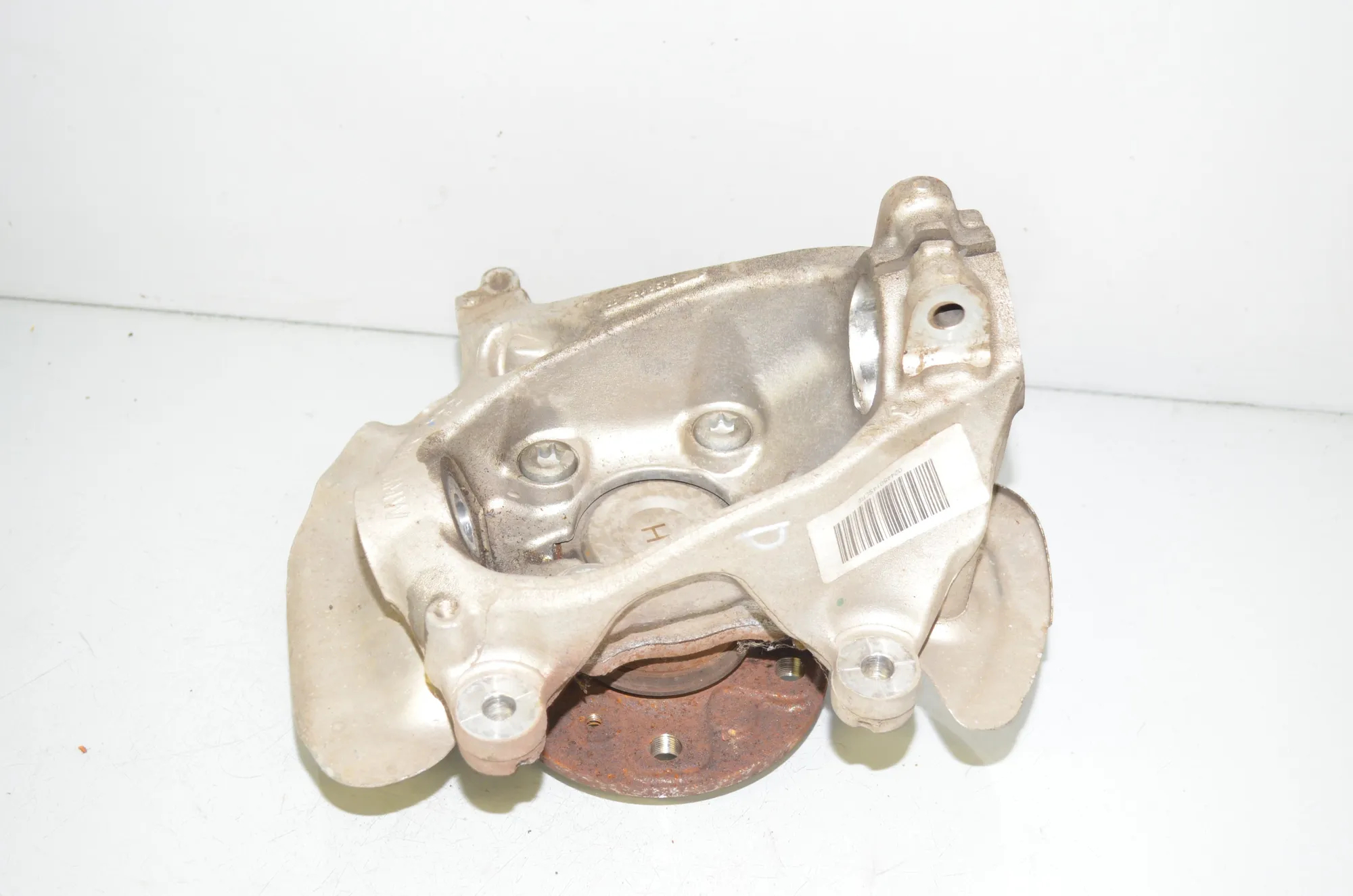 Front Right Wheel Hub – OEM 6852160 · BMW i3 (I01) Electric 2019 – 3