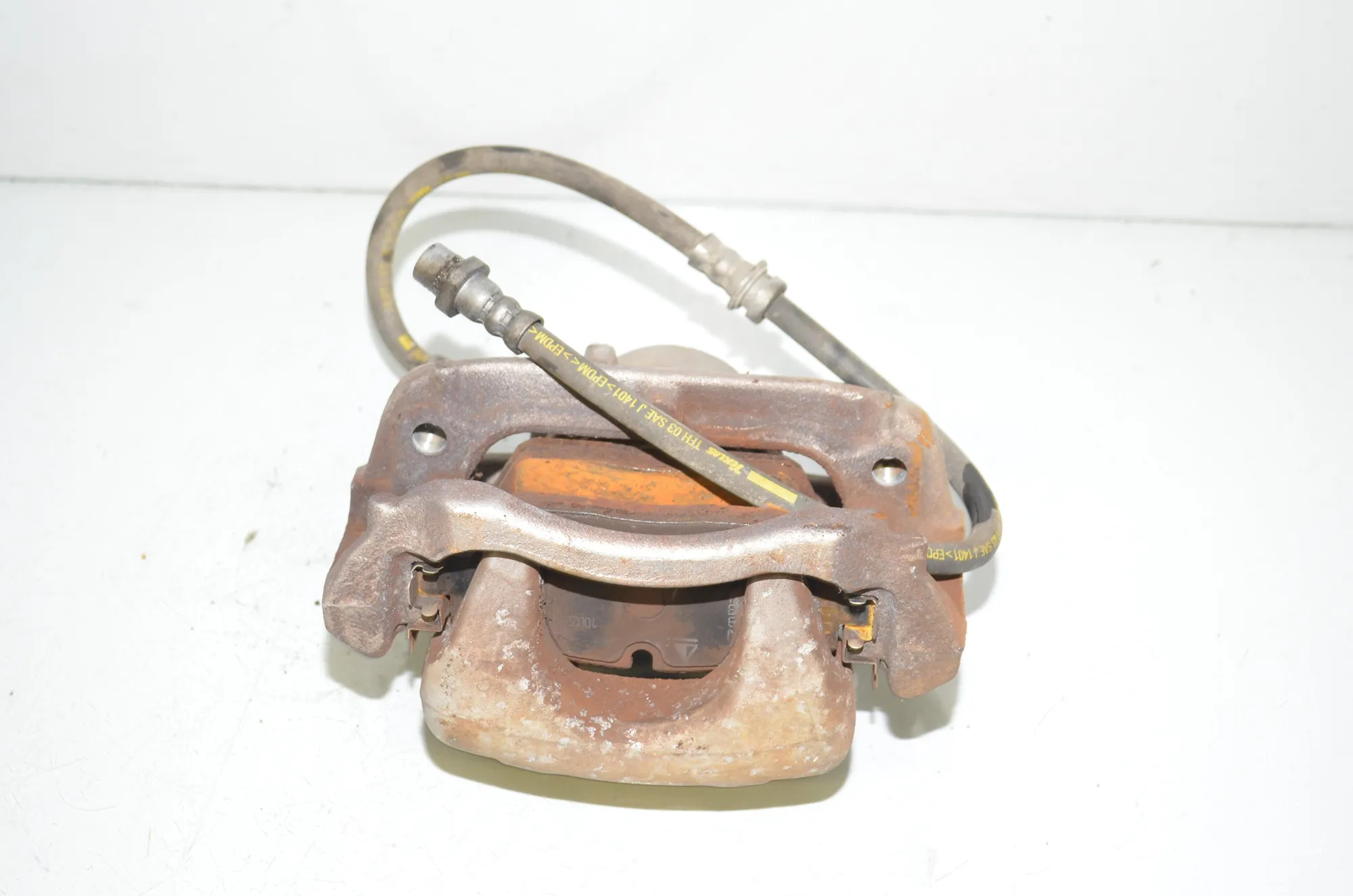 Front Right Brake Caliper – OEM 6860270 · BMW i3 (I01) Electric 2019 – 4