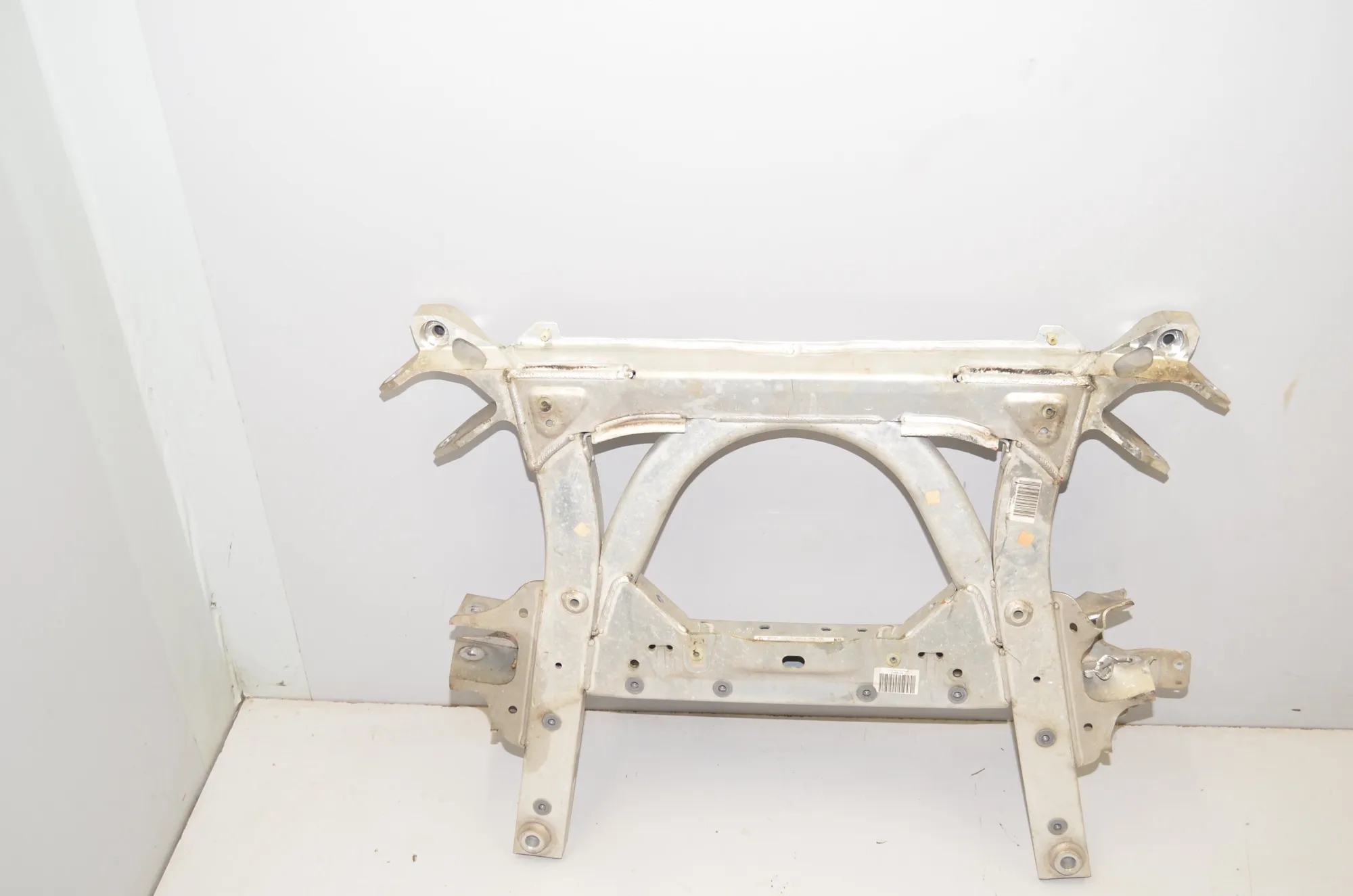 Front Subframe – OEM 6857710 · BMW i3 (I01) Electric 2019