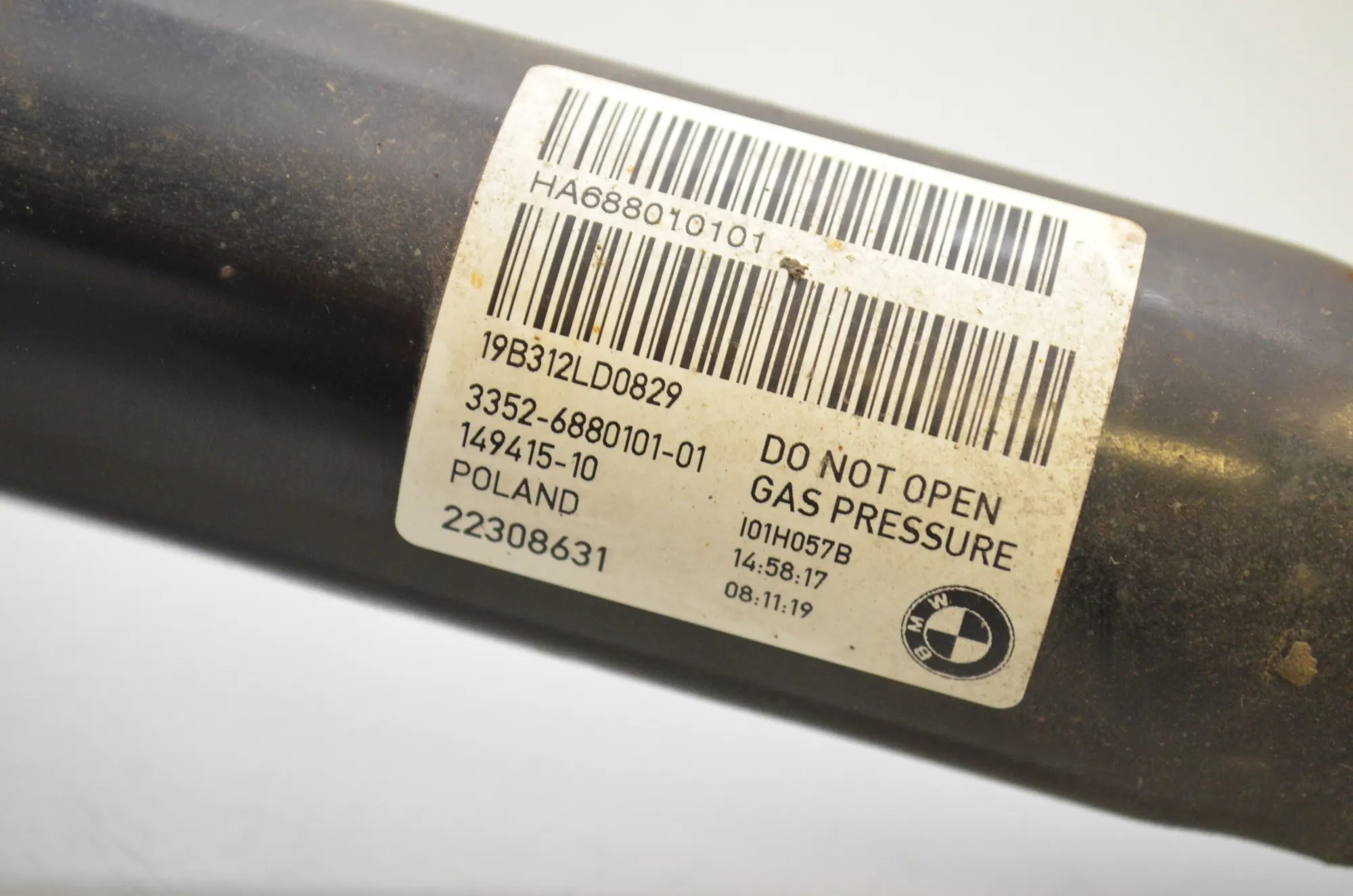 Rear Left Shock Absorber – OEM 6880101 · BMW i3 (I01) Electric 2019 – 4