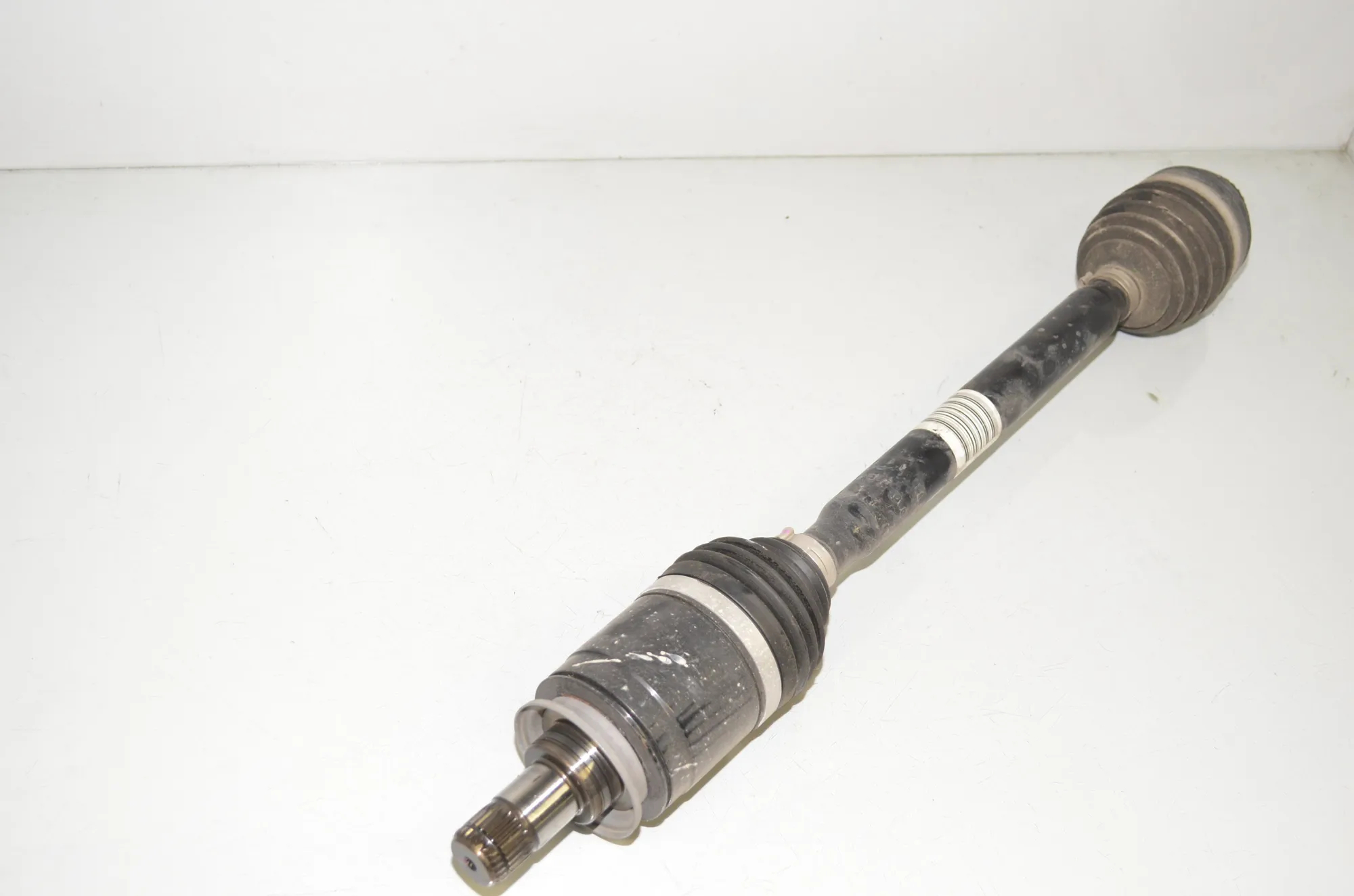 Rear Left Driveshaft – OEM 7641213 · BMW i3 (I01) Electric 2019 – 3