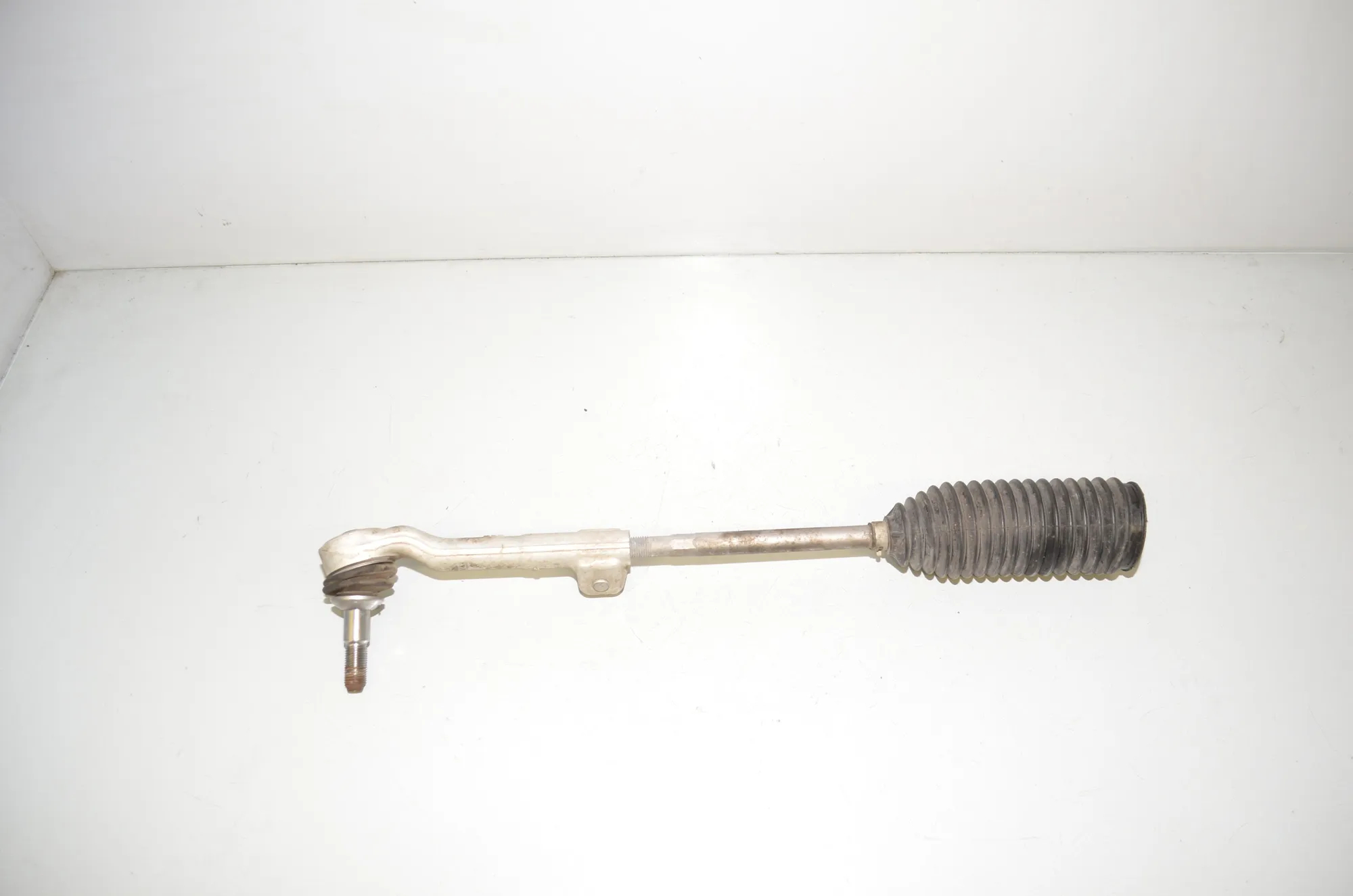 Right Side Steering Tie Rod – OEM 6851410 · BMW i3 (I01) Electric 2019 – 2
