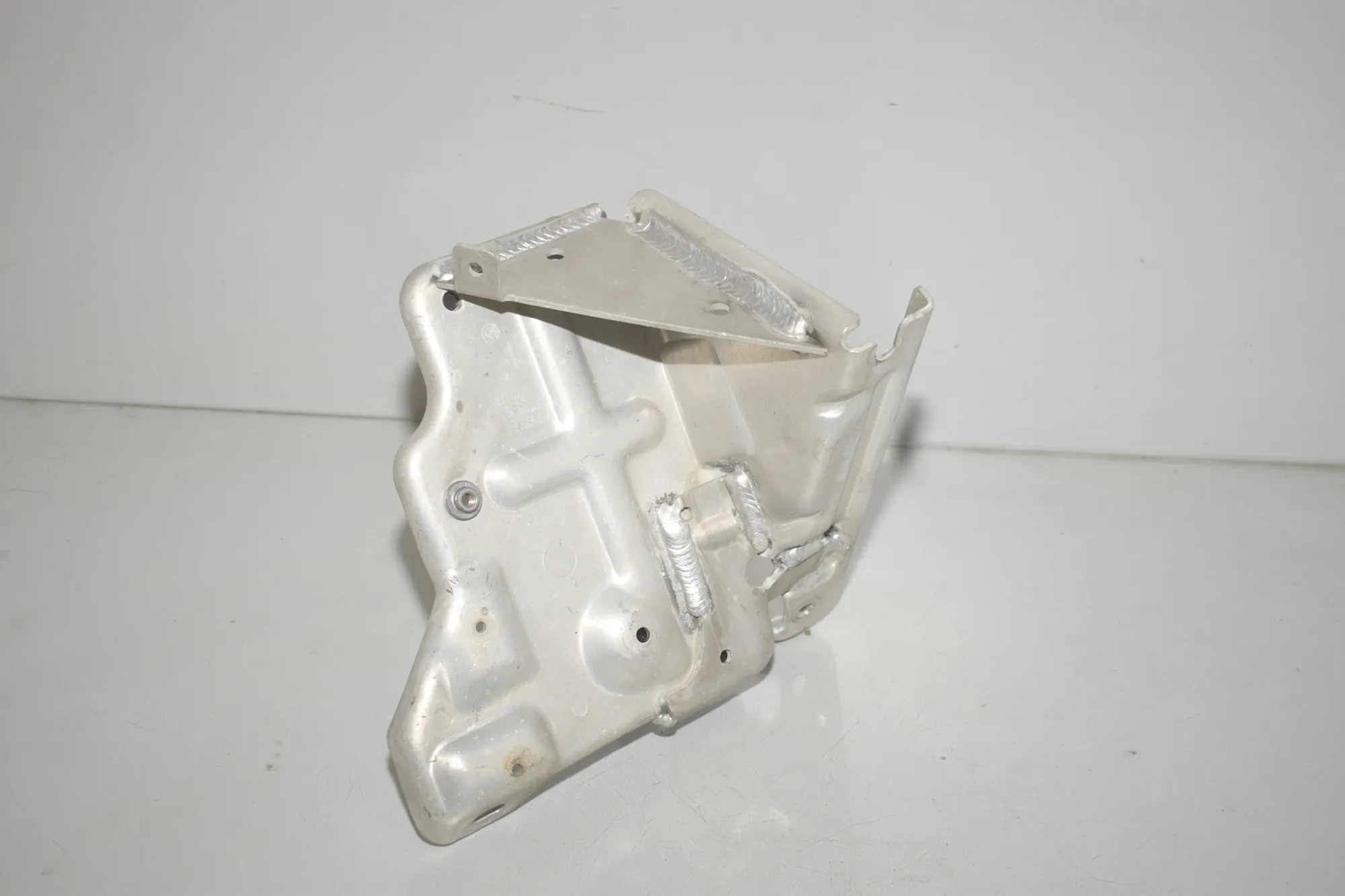Battery Holder – OEM 8602813 · BMW i3 (I01) Electric 2019