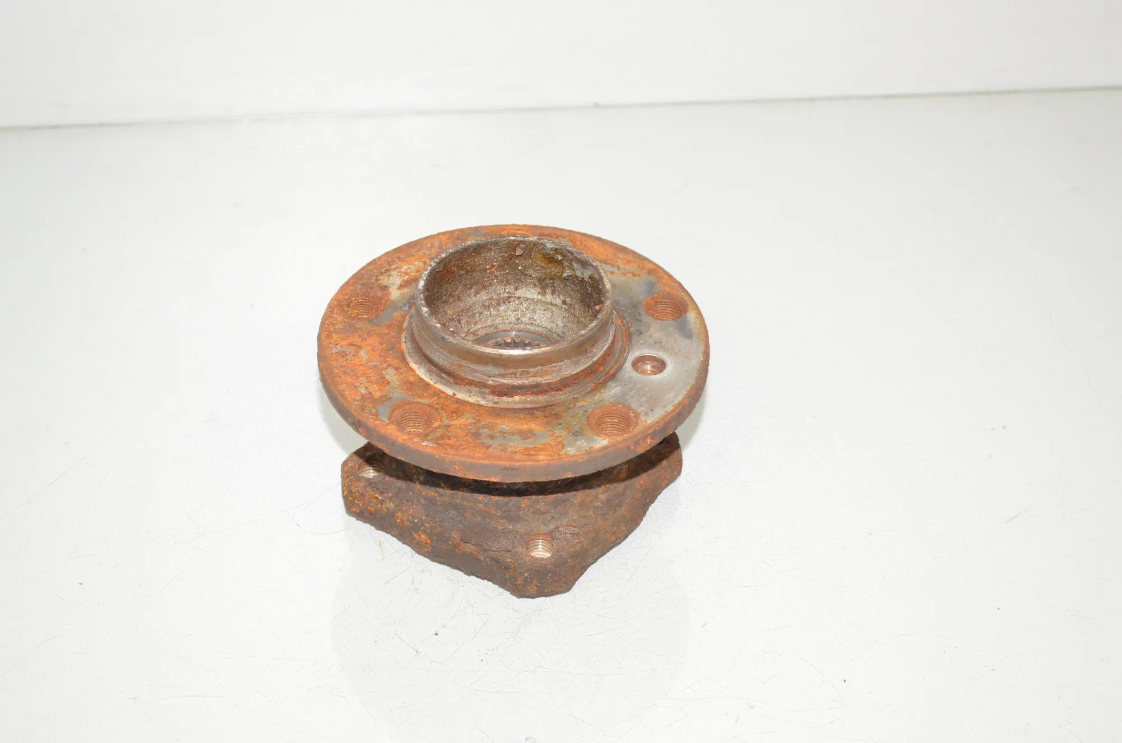 Rear Right Wheel Bearing – OEM 6867815 · BMW X3 (F25) xDrive 30 d 2012 – 2