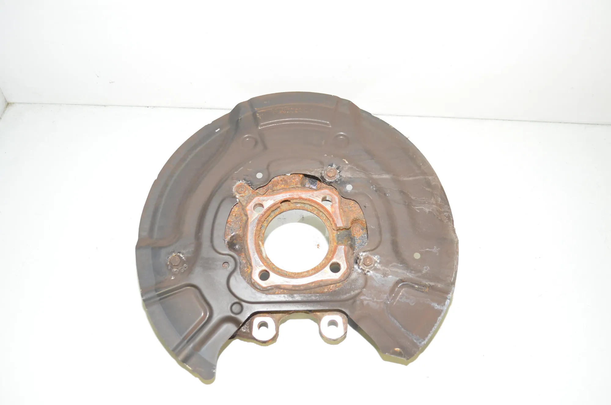 Rear Left Wheel Hub Spindle – OEM 6797569 · BMW X3 (F25) xDrive 30 d 2012