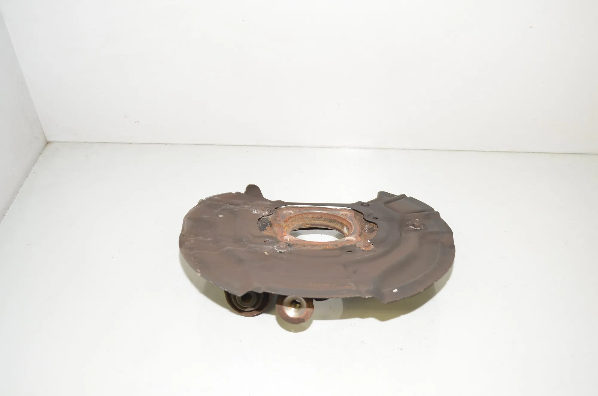 Rear Left Wheel Hub Spindle – OEM 6797569 · BMW X3 (F25) xDrive 30 d 2012 – 2