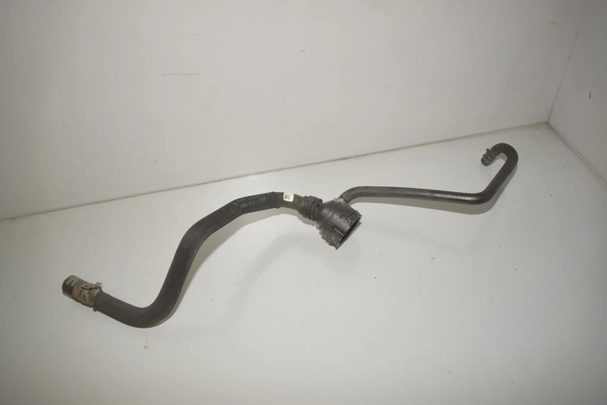 Coolant Hose Pipe – OEM 7616035 · BMW i3 (I01) Electric 2019 – 3