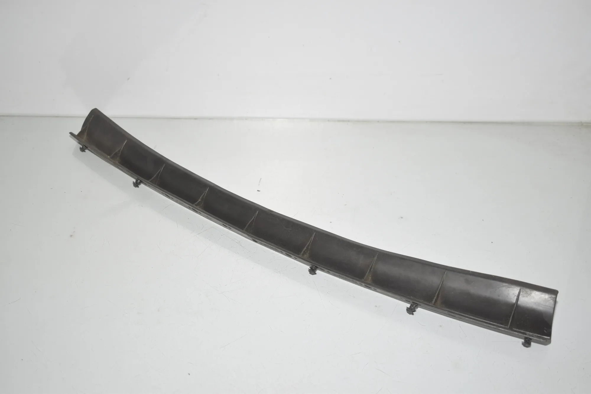 Engine Rubber Seal – OEM 7345975 · BMW i3 (I01) Electric 2019 – 3
