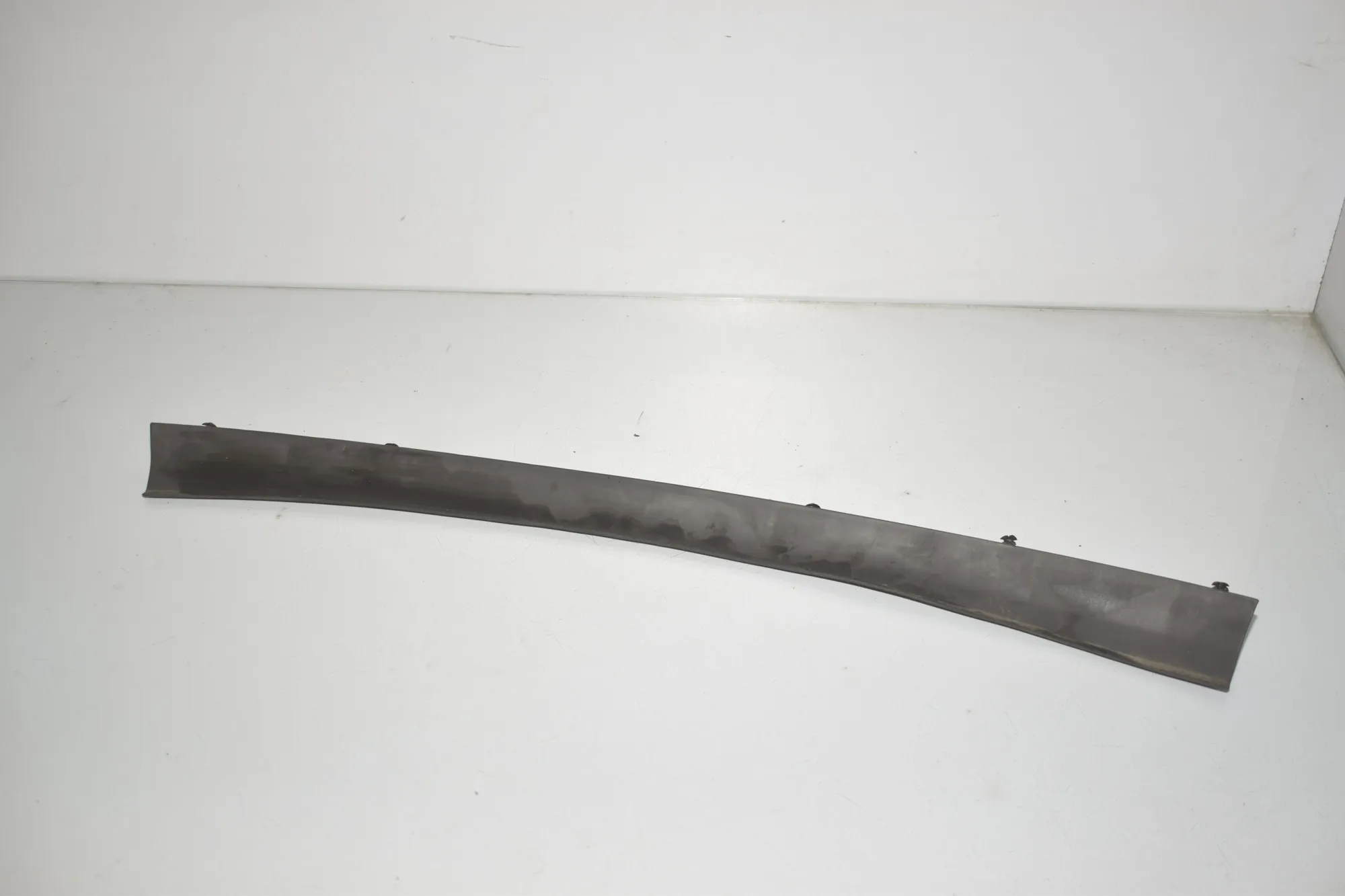 Engine Rubber Seal – OEM 7345975 · BMW i3 (I01) Electric 2019 – 2