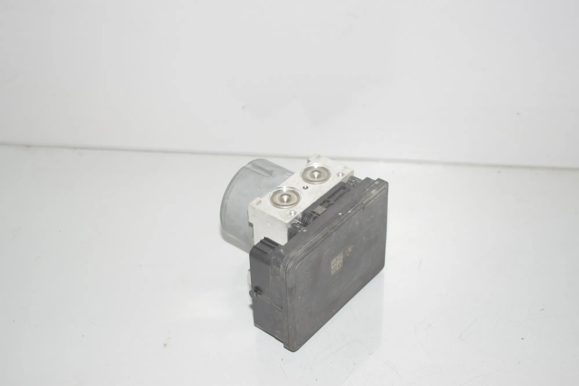 ABS Pump – OEM 6896138 · BMW i3 (I01) Electric 2019 – 4
