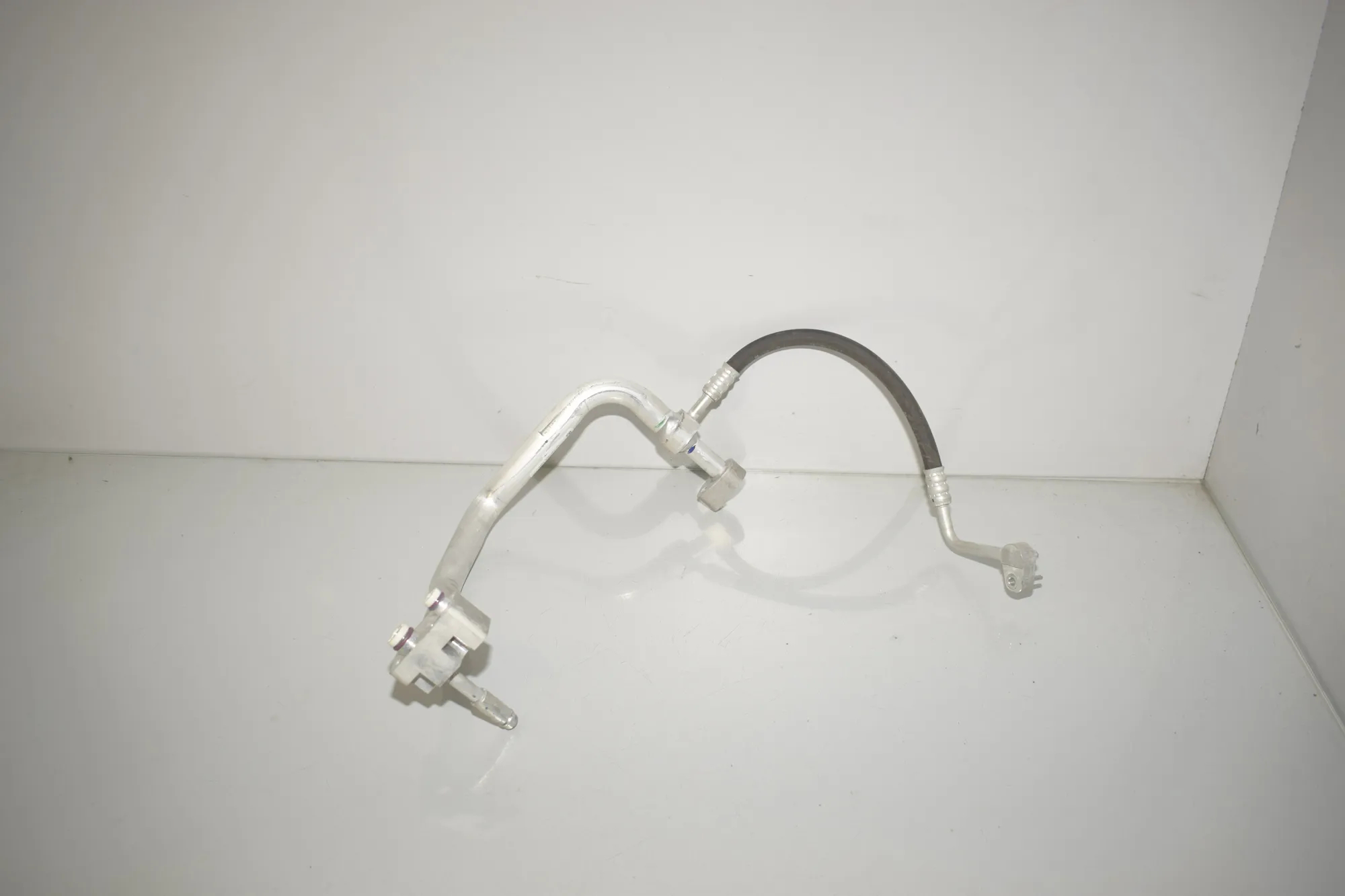 A/C Air Con Hose Pipe – OEM 9291282 · BMW i3 (I01) Electric 2019 – 2
