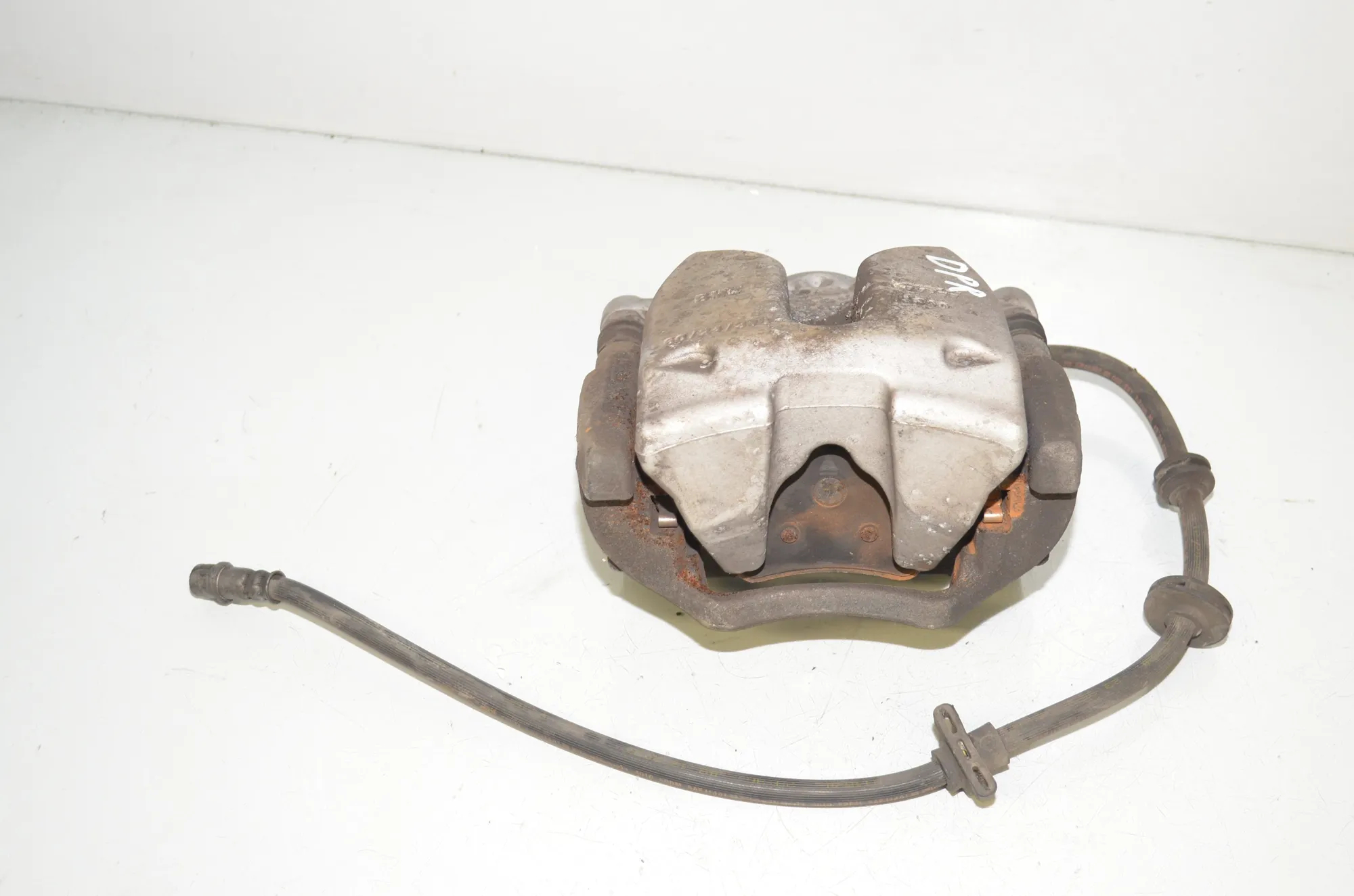 Front Right Brake Caliper – OEM 6872800 · BMW 5 Touring (G31) (2017 - -) 520 d 2021