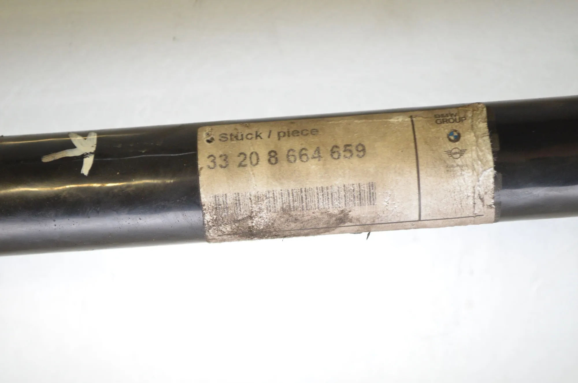 Rear Left Driveshaft – OEM 8664659 · BMW 5 (G30) (2016 - -) M 550 d xDrive 2017 – 5