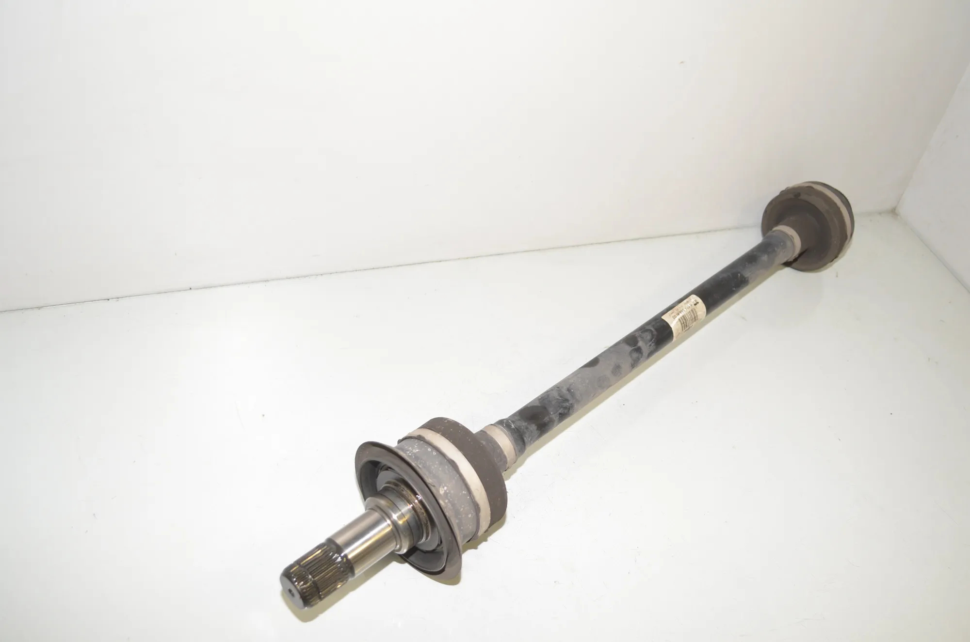 Rear Right Driveshaft – OEM 8664658 · BMW 5 (G30) (2016 - -) M 550 d xDrive 2017 – 2