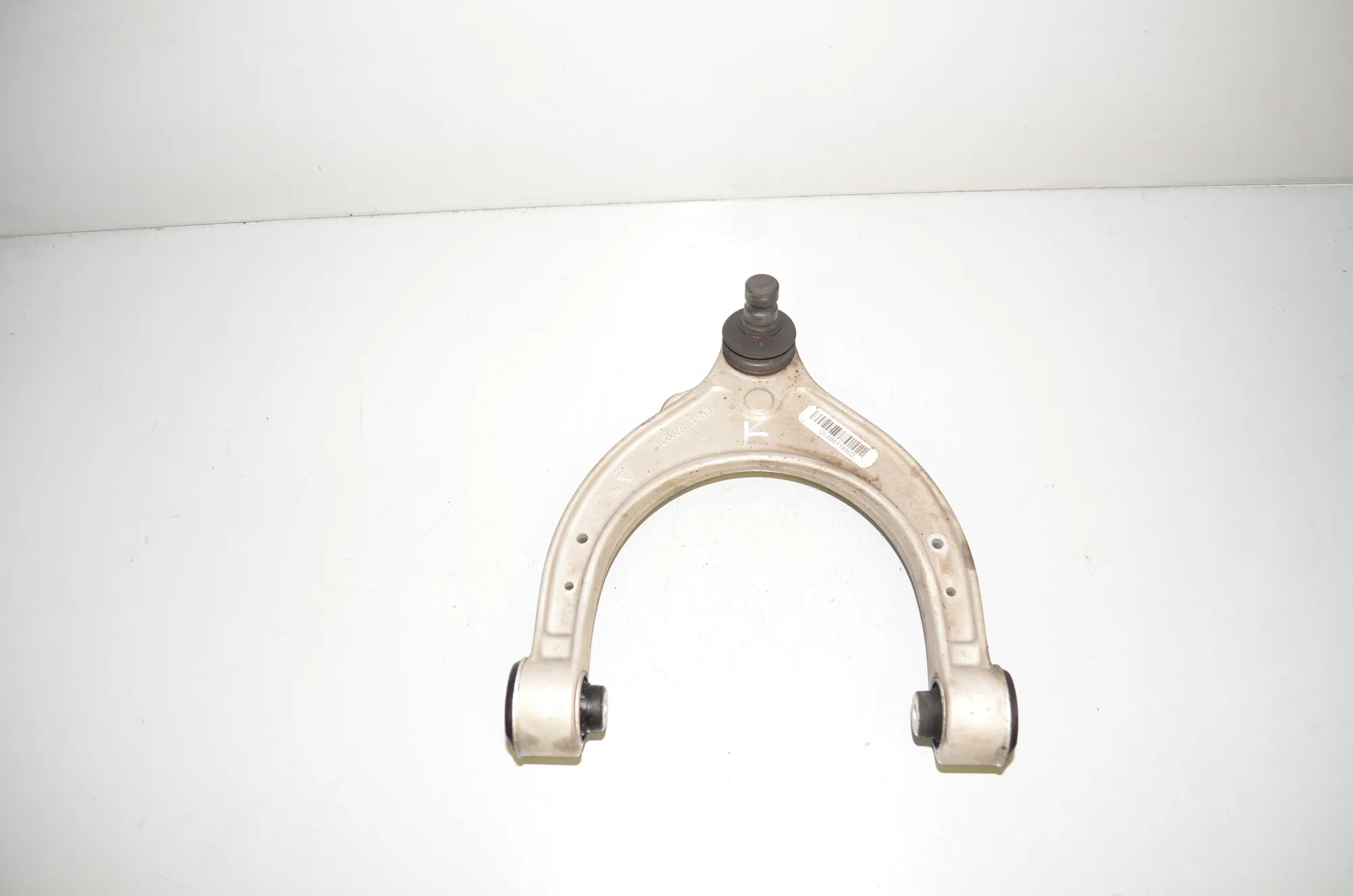 Front Left Upper Control Arm – OEM 6861185 · BMW 5 (G30) (2016 - -) M 550 d xDrive 2017