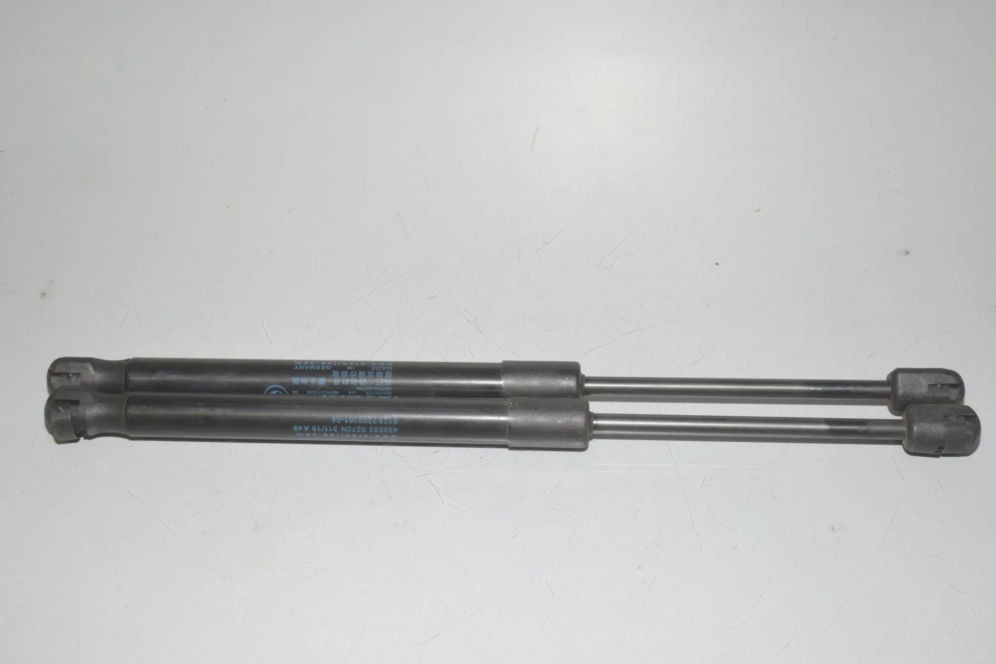 Front Right Bonnet Strut – OEM 7299161 · BMW i3 (I01) Electric 2019