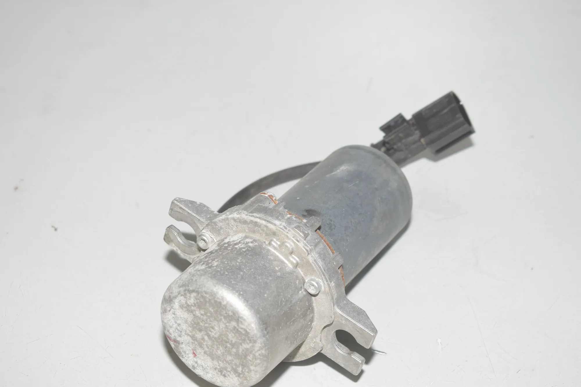 Vacuum Pump – OEM 6857405 · BMW i3 (I01) Electric 2019 – 3
