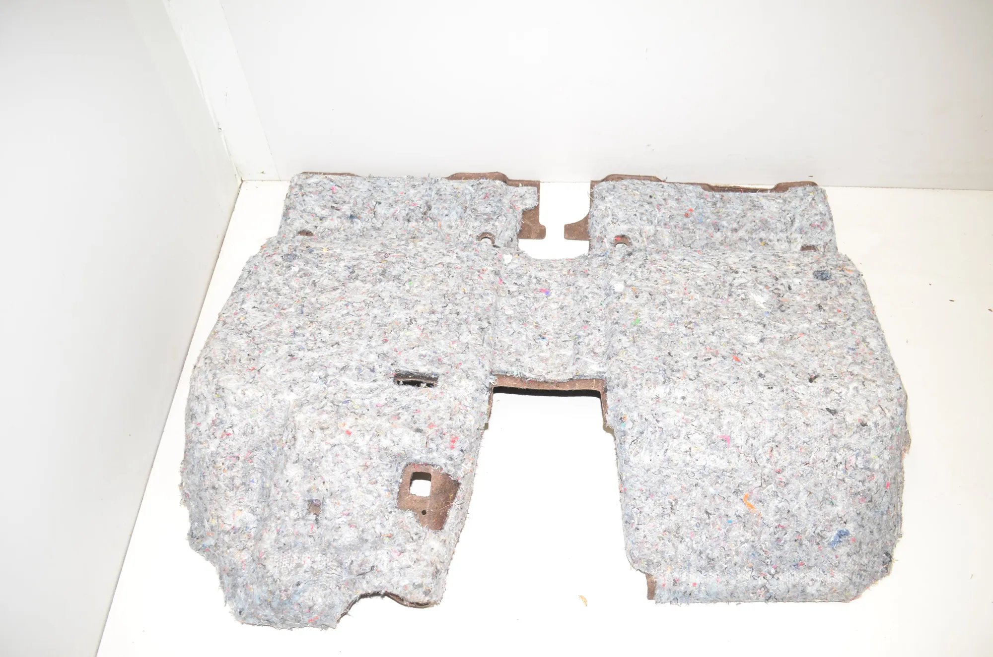 Interior Mat – OEM 7272375 · BMW i3 (I01) Electric 2019 – 4