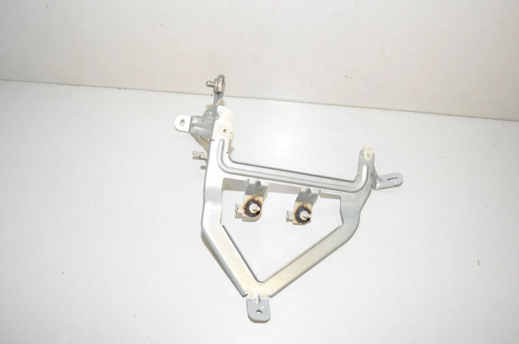 Bracket – OEM 9269844 · BMW i3 (I01) Electric 2019